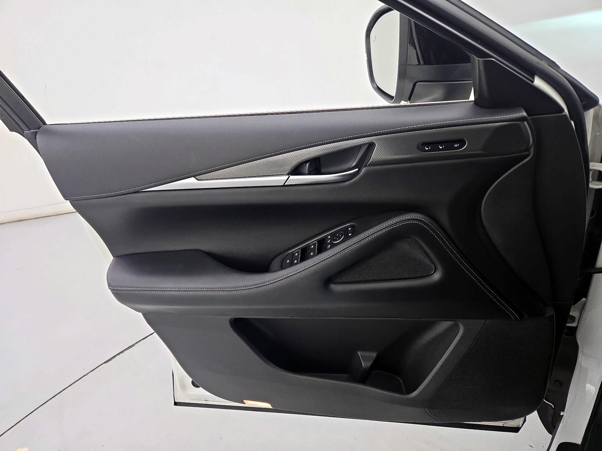 Thumbnail: 2023 INFINITI QX60 - 12