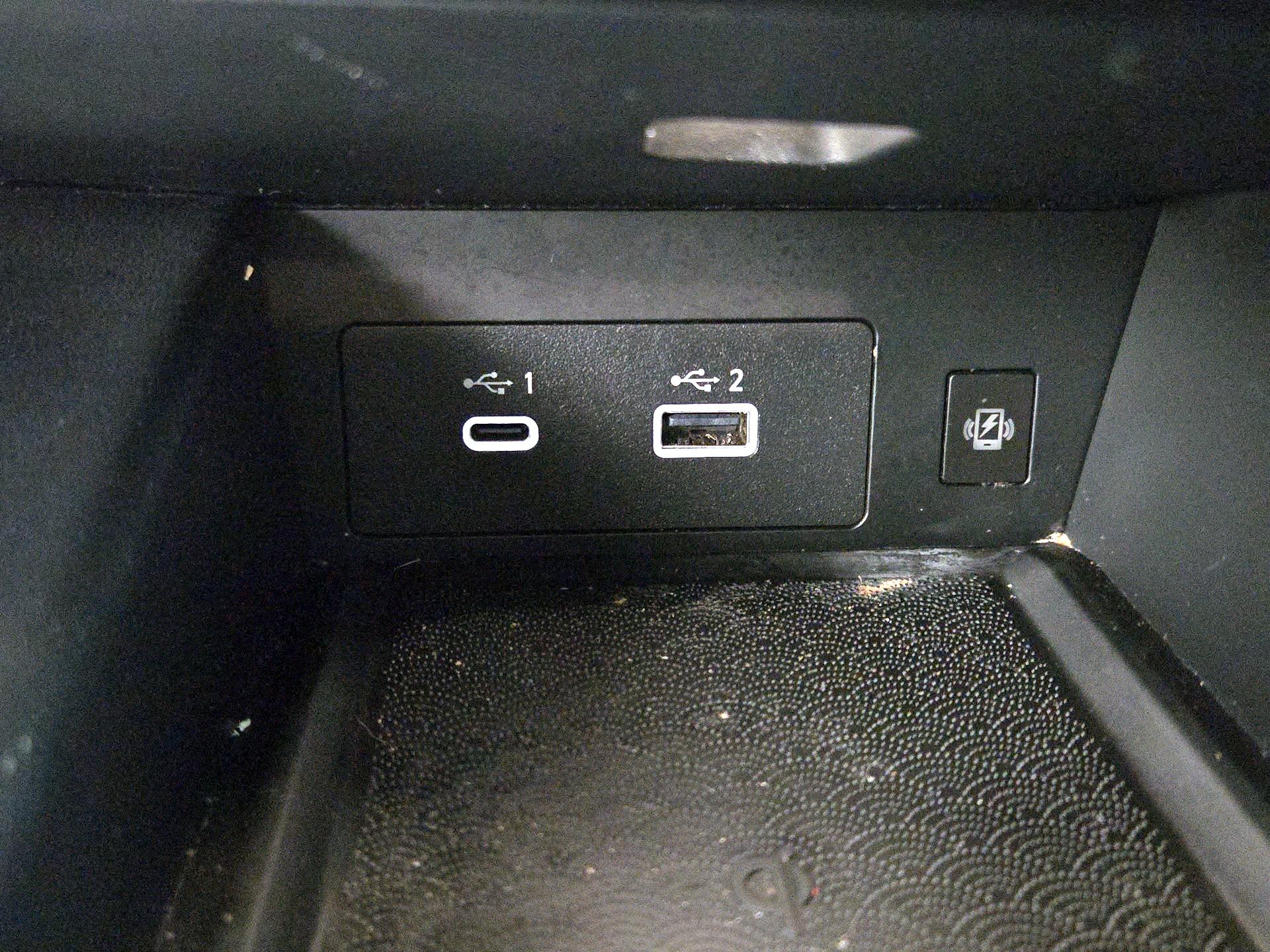 Thumbnail: 2023 INFINITI QX60 - 19