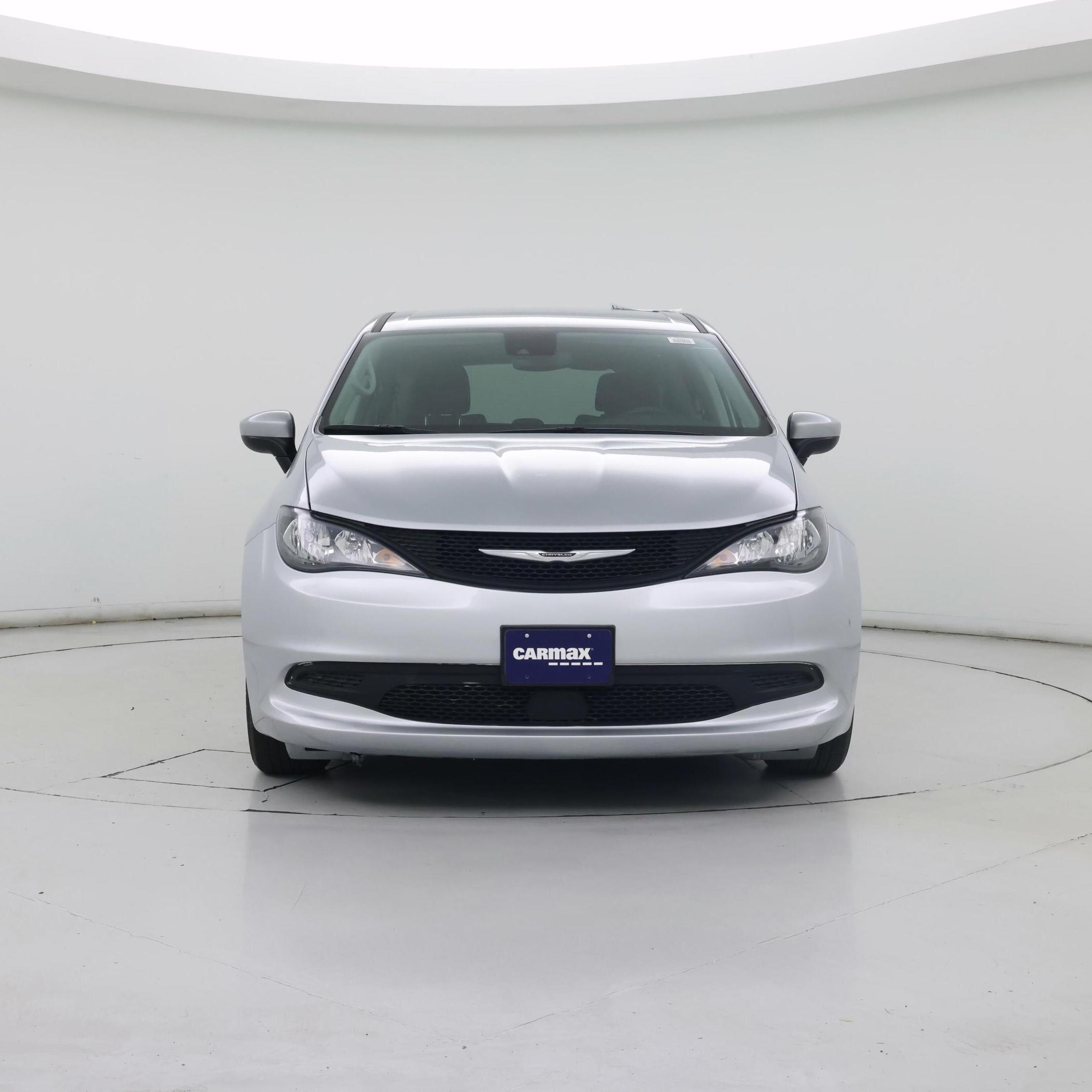 Thumbnail: 2023 Chrysler Voyager - 5