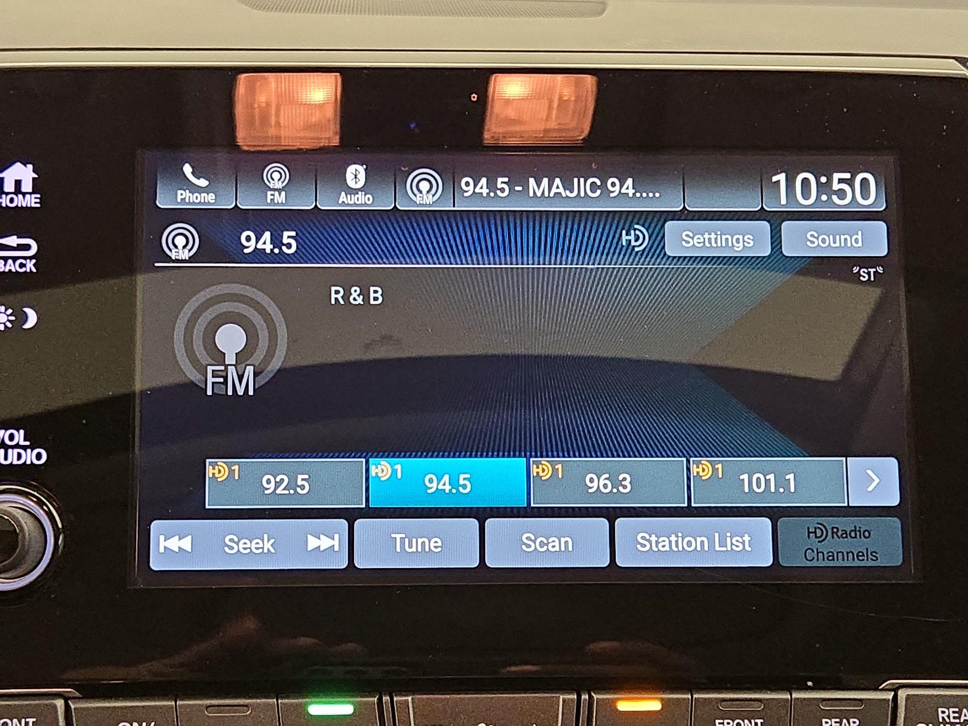 Thumbnail: 2019 Honda Odyssey - 15