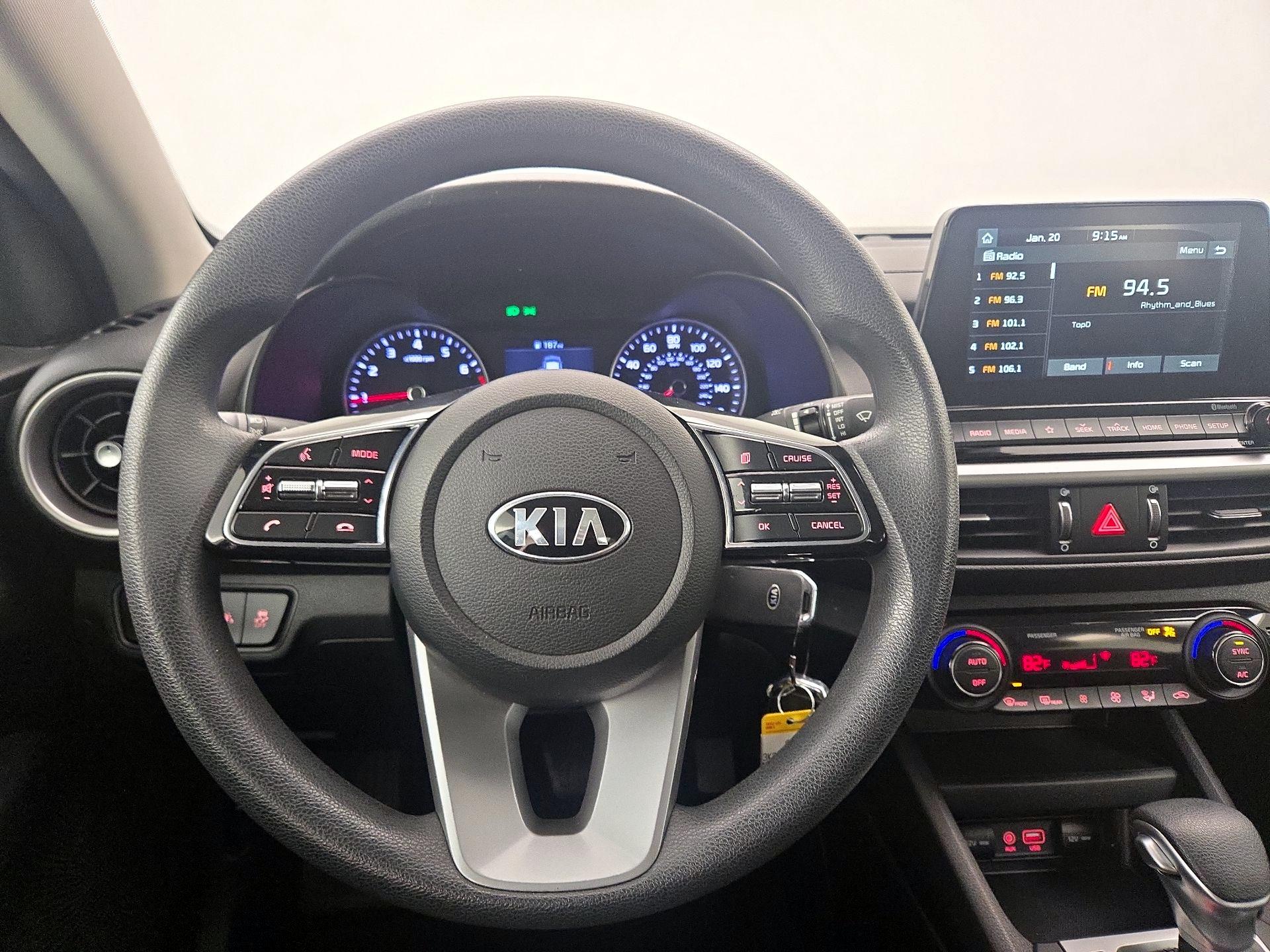 Thumbnail: 2019 Kia Forte - 10