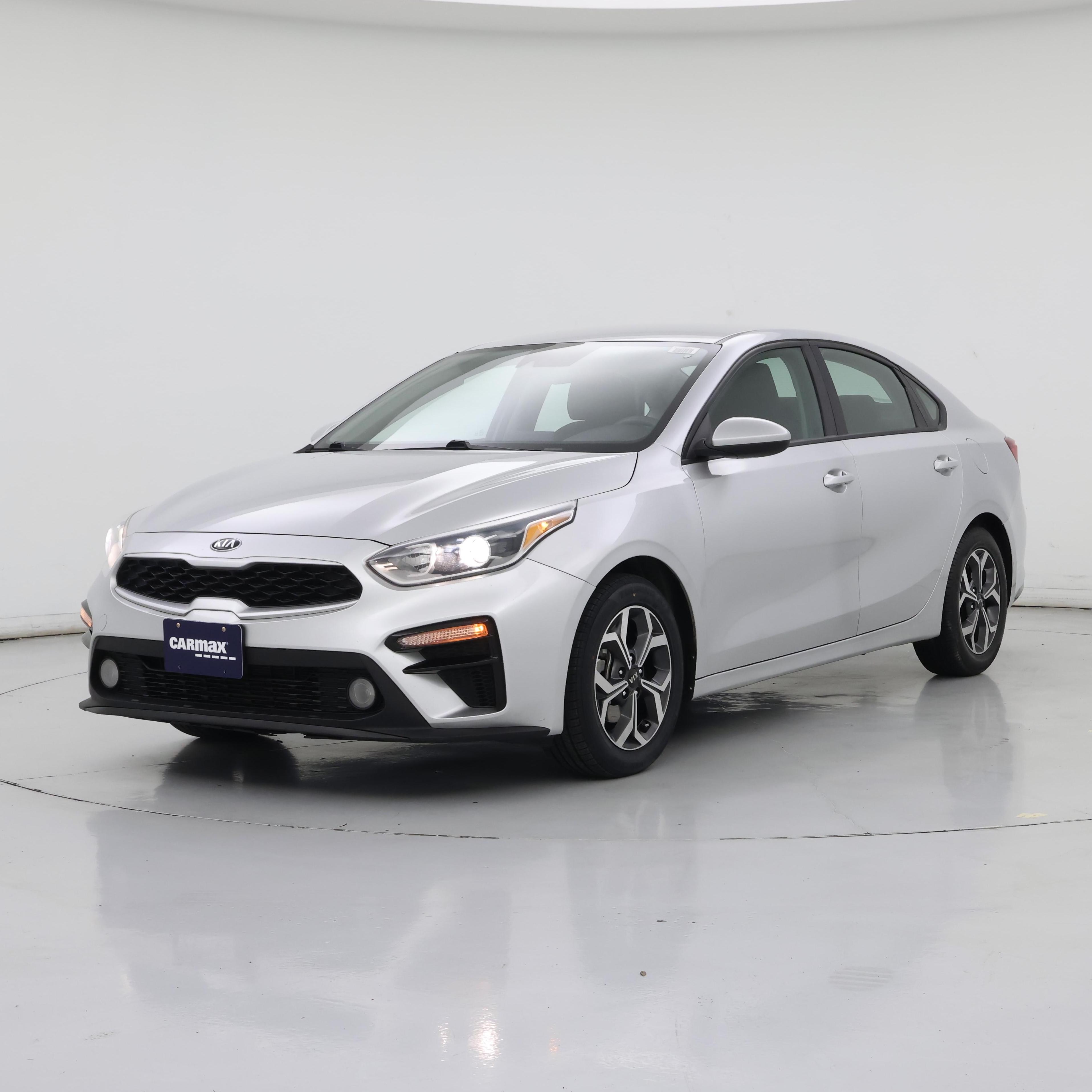 Thumbnail: 2019 Kia Forte - 4