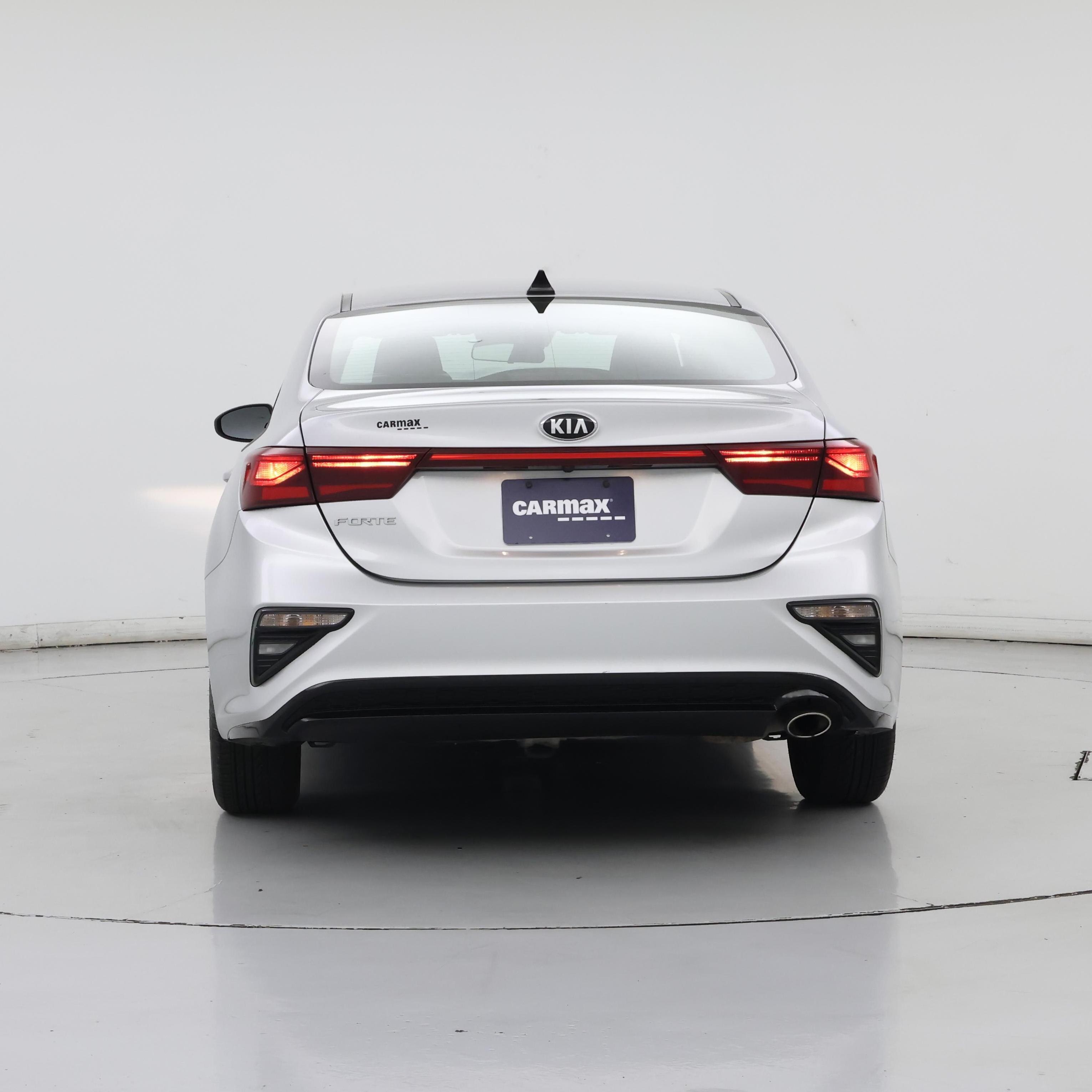 Thumbnail: 2019 Kia Forte - 6
