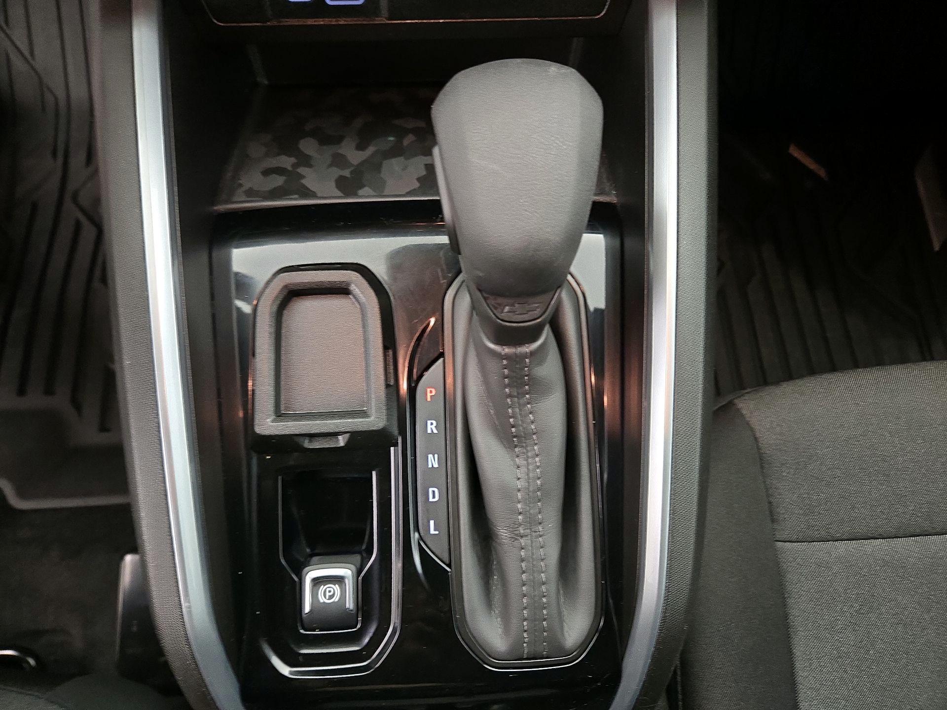 Thumbnail: 2025 Chevrolet Colorado - 17