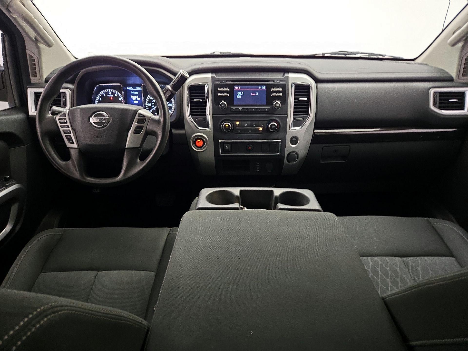 Thumbnail: 2017 Nissan Titan - 9