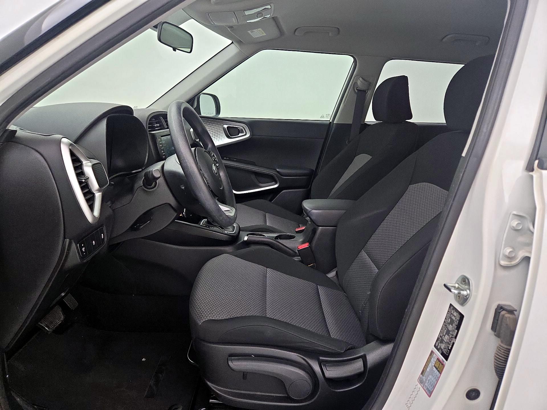 Thumbnail: 2020 Kia Soul - 11