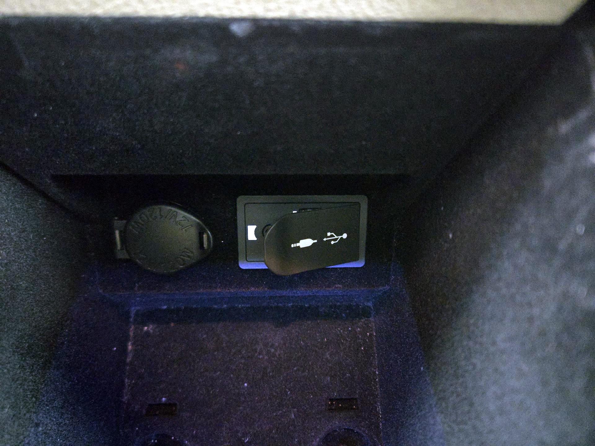 Thumbnail: 2015 Lexus ES - 18