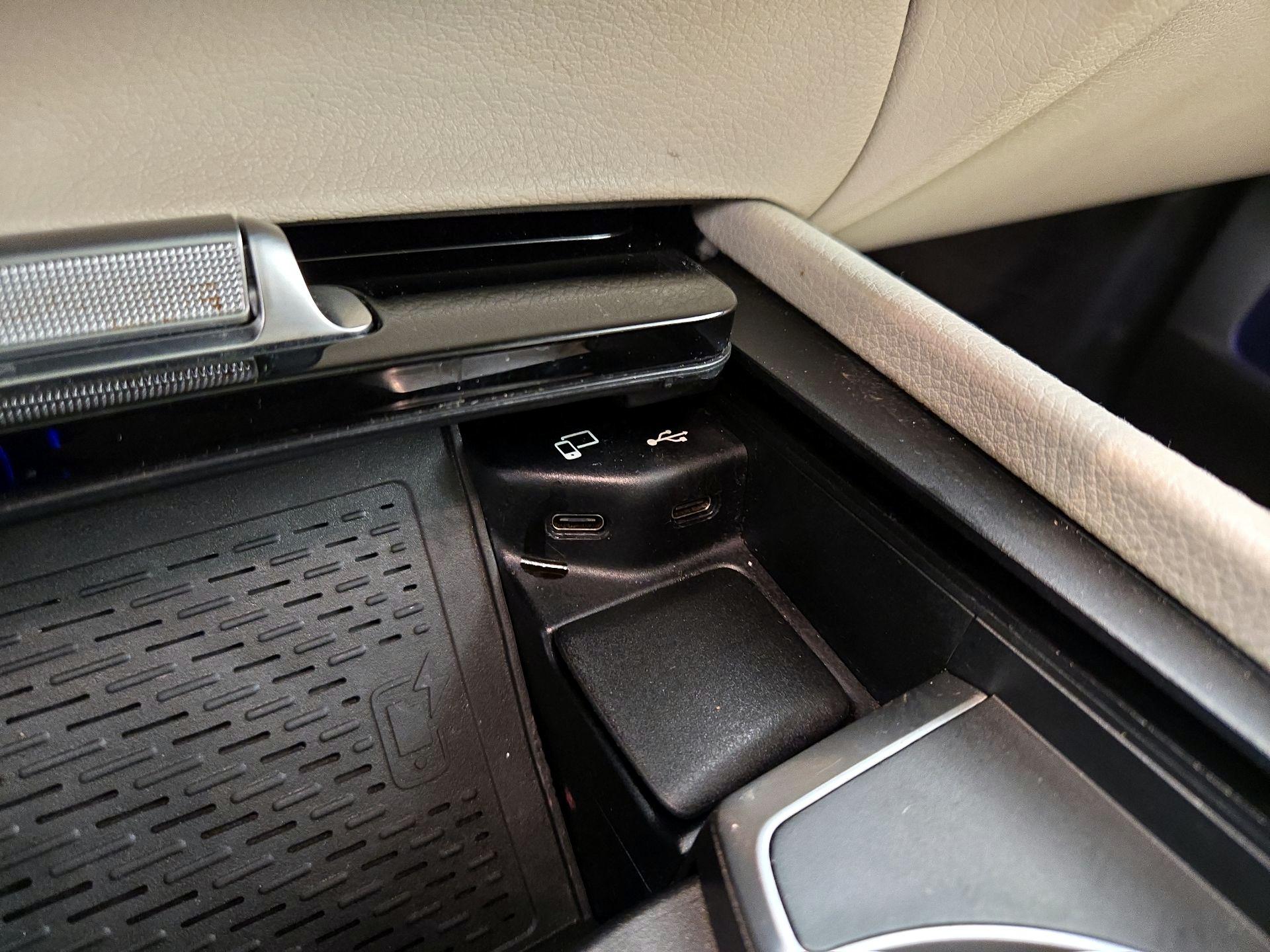 Thumbnail: 2021 Mercedes-Benz GLE - 19