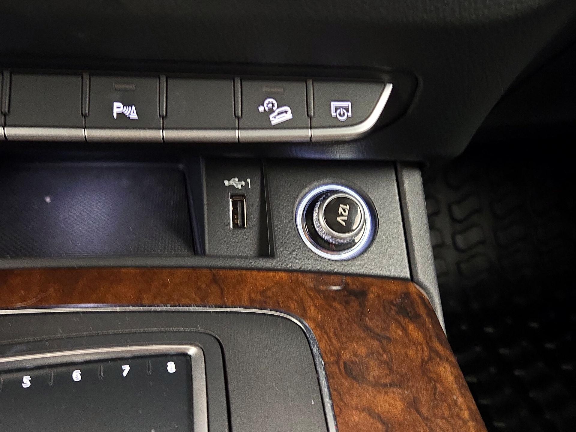 Thumbnail: 2020 Audi Q5 - 19