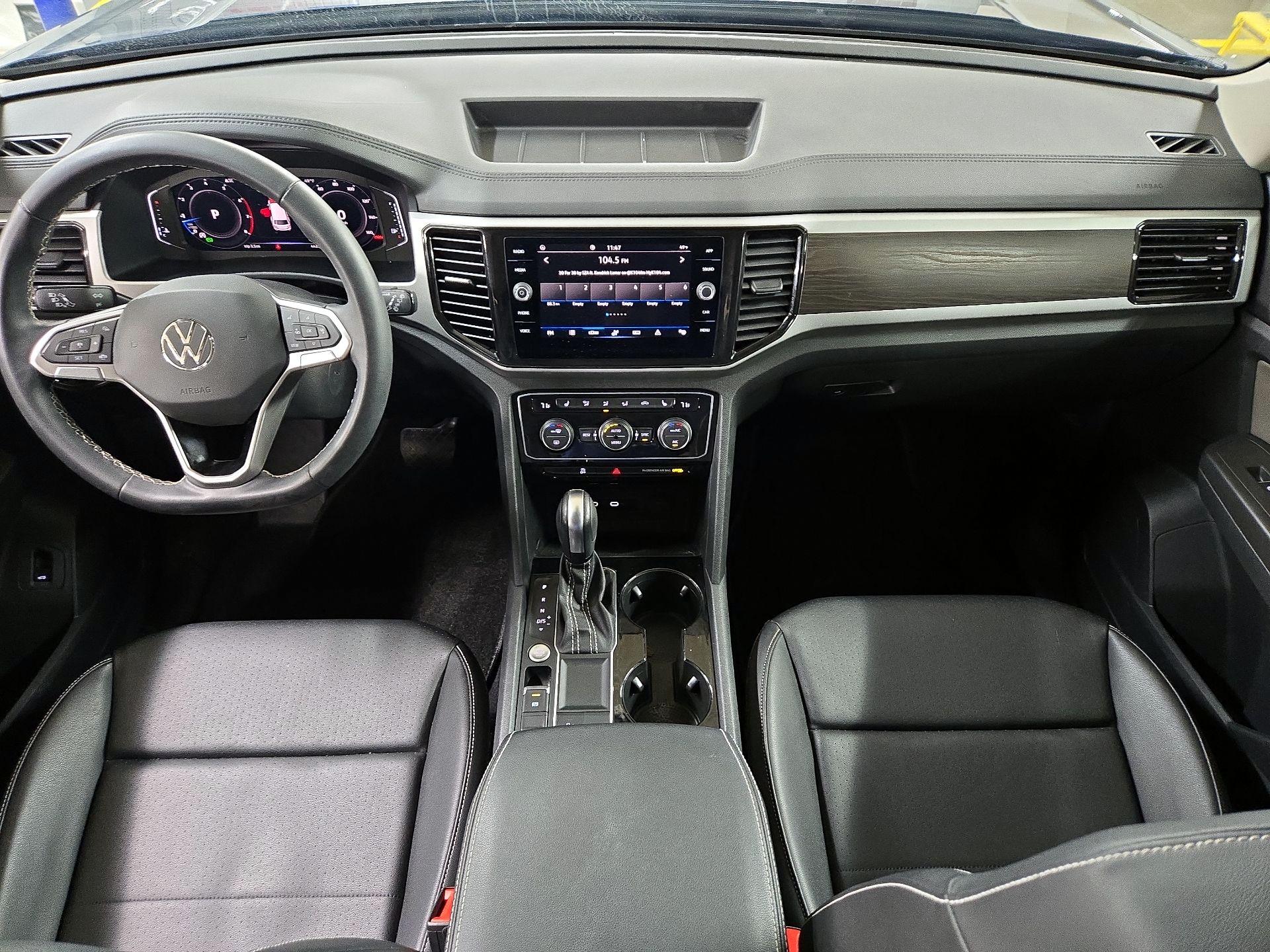 Thumbnail: 2023 Volkswagen Atlas - 9