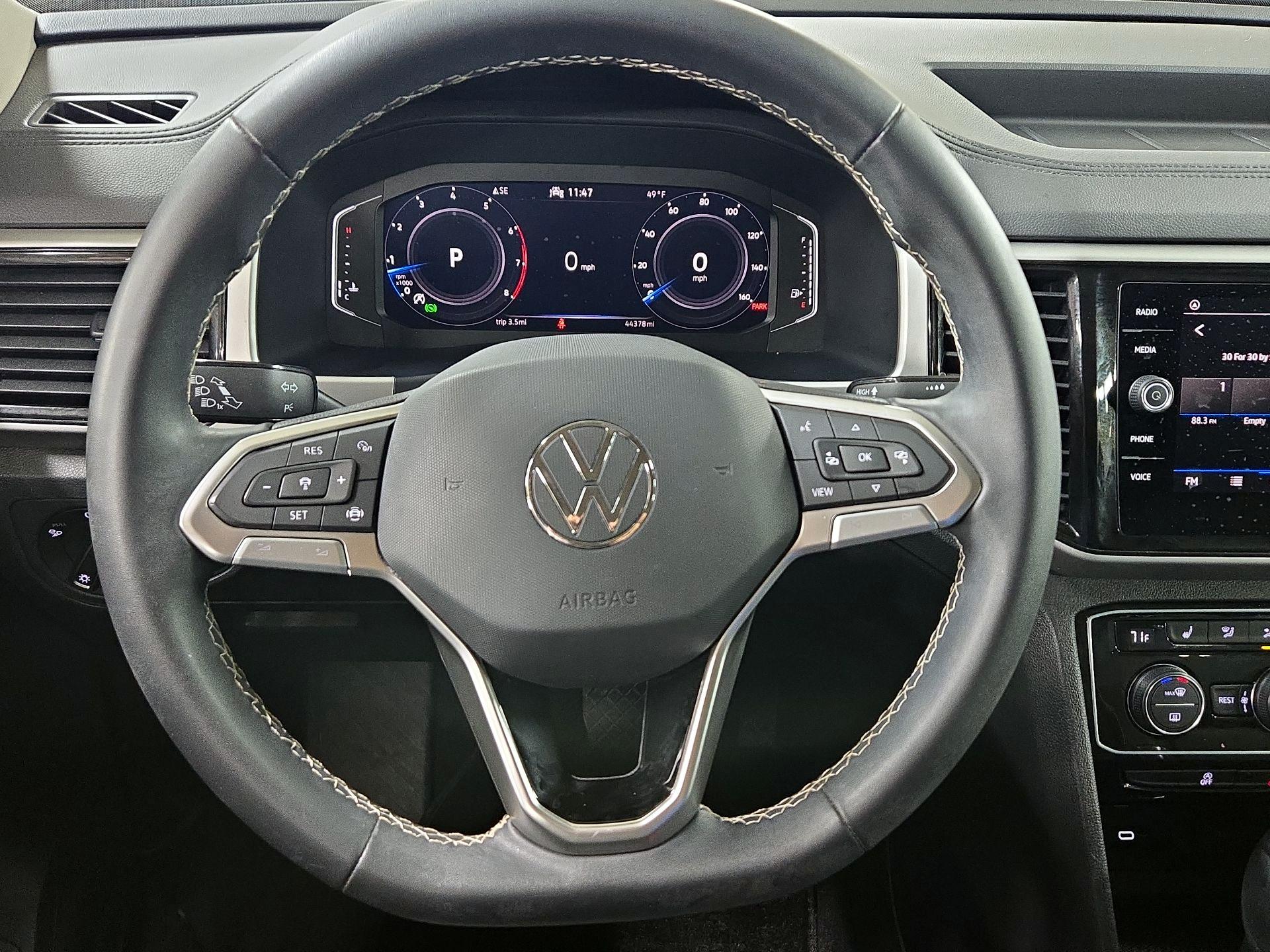 Thumbnail: 2023 Volkswagen Atlas - 10