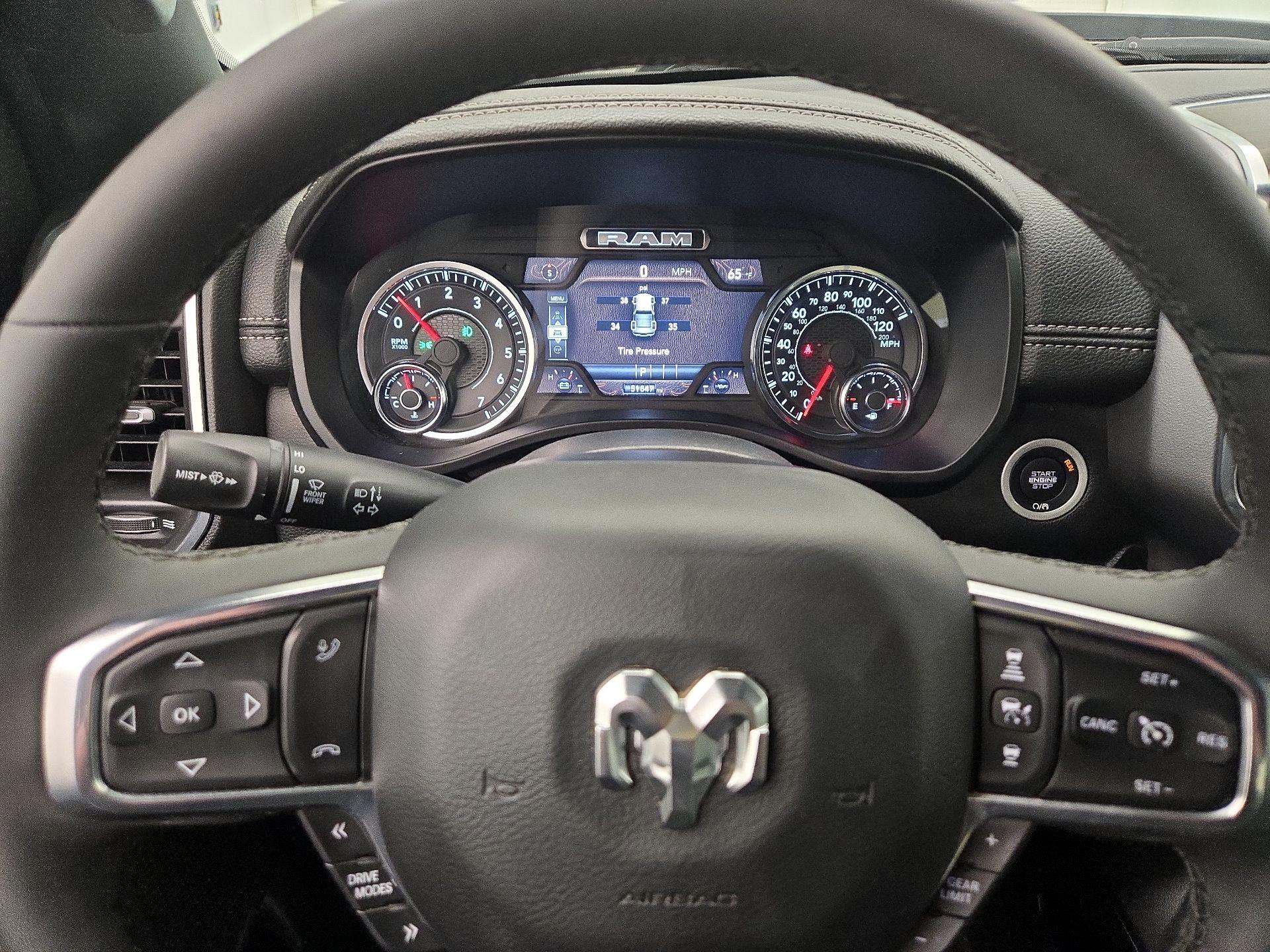 Thumbnail: 2025 RAM 1500 - 10