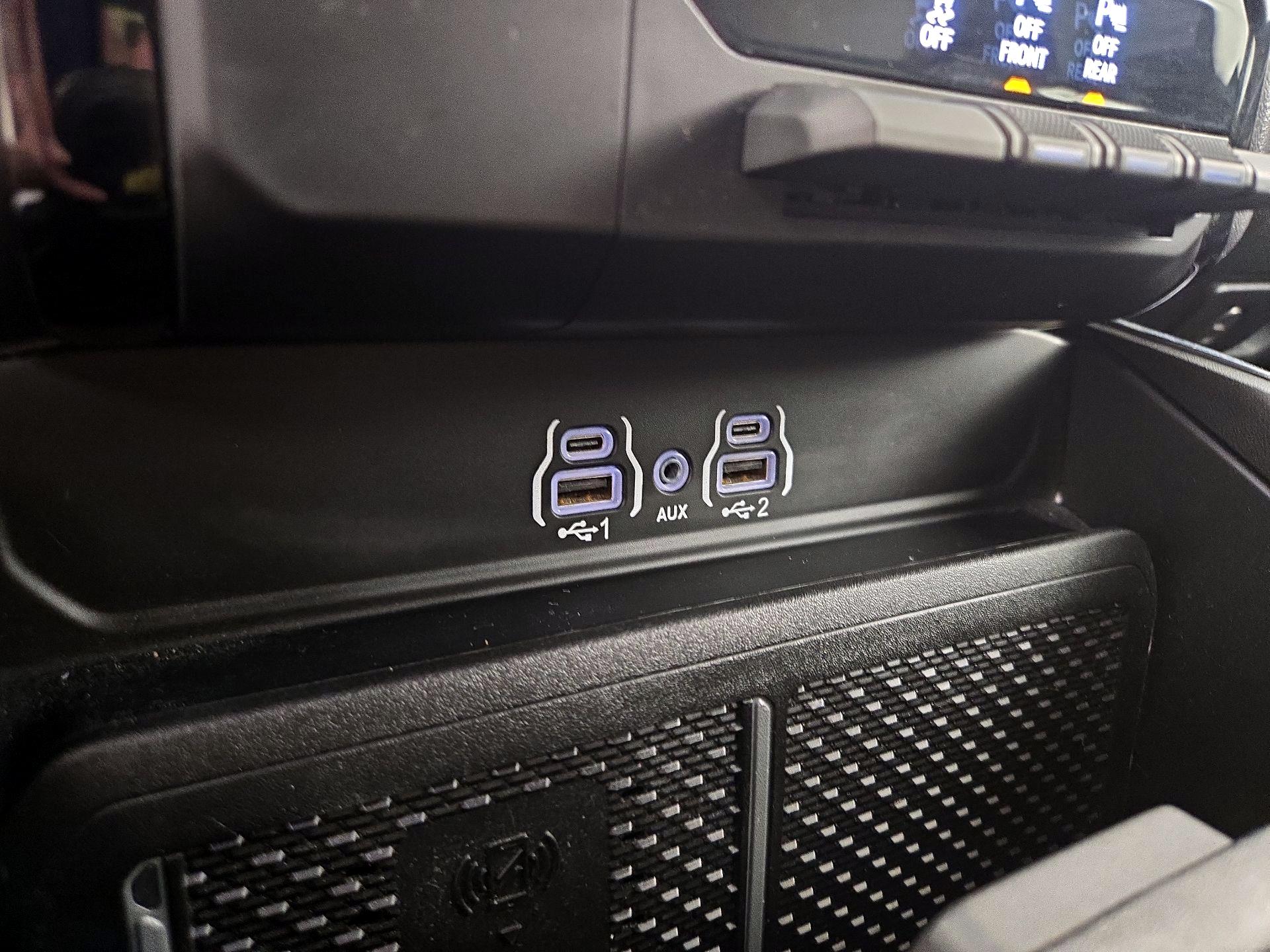 Thumbnail: 2025 RAM 1500 - 19