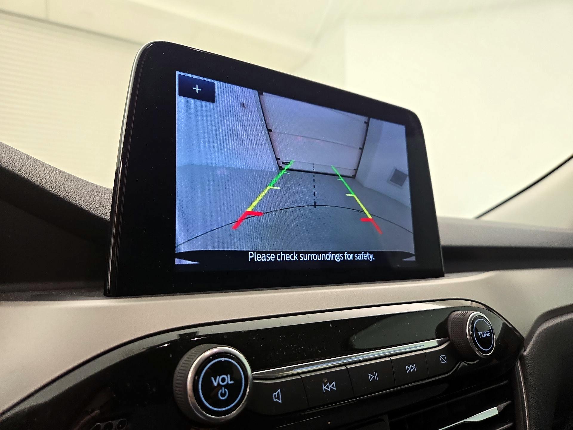 Thumbnail: 2022 Ford Escape - 14