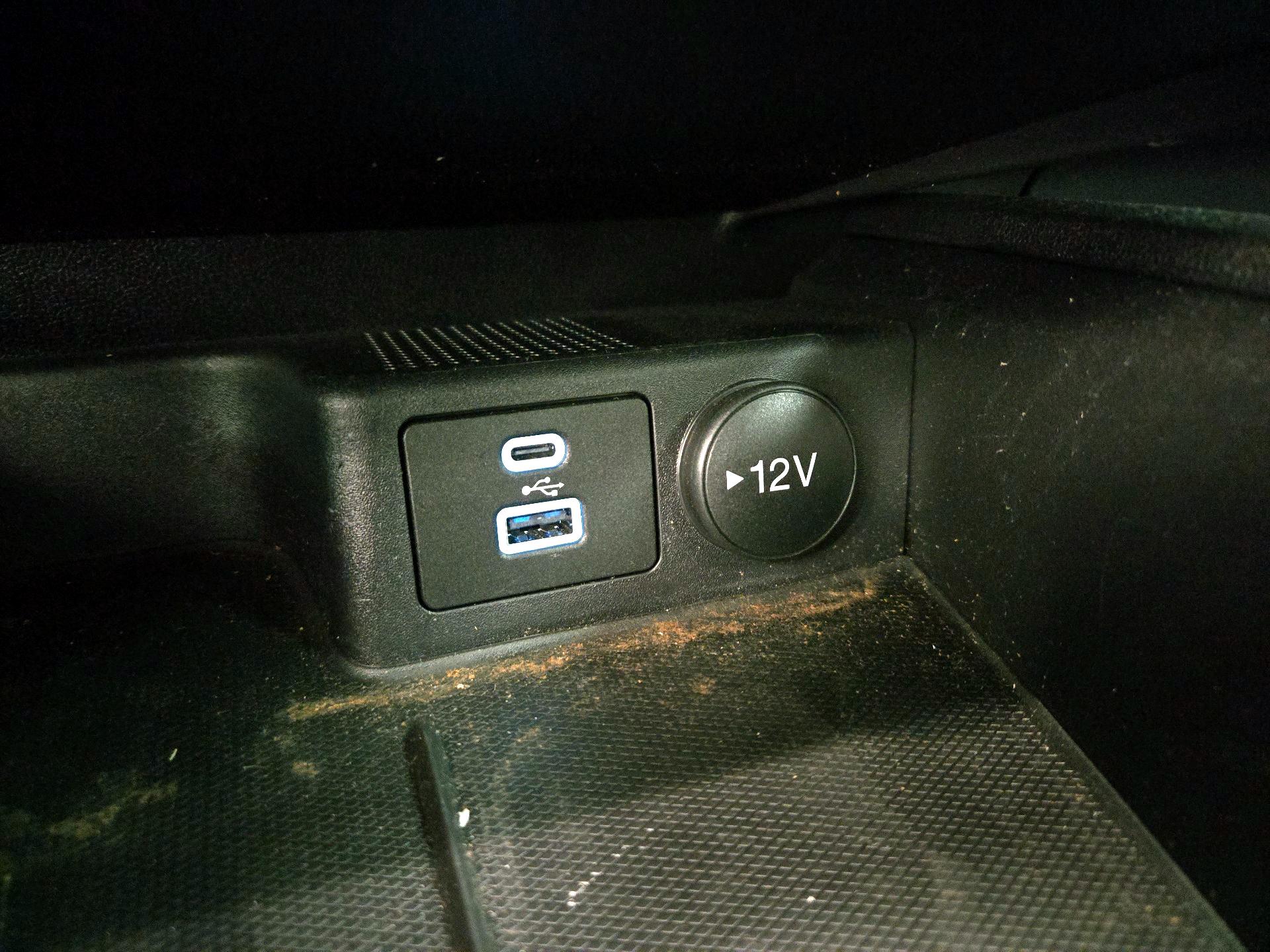 Thumbnail: 2022 Ford Escape - 18