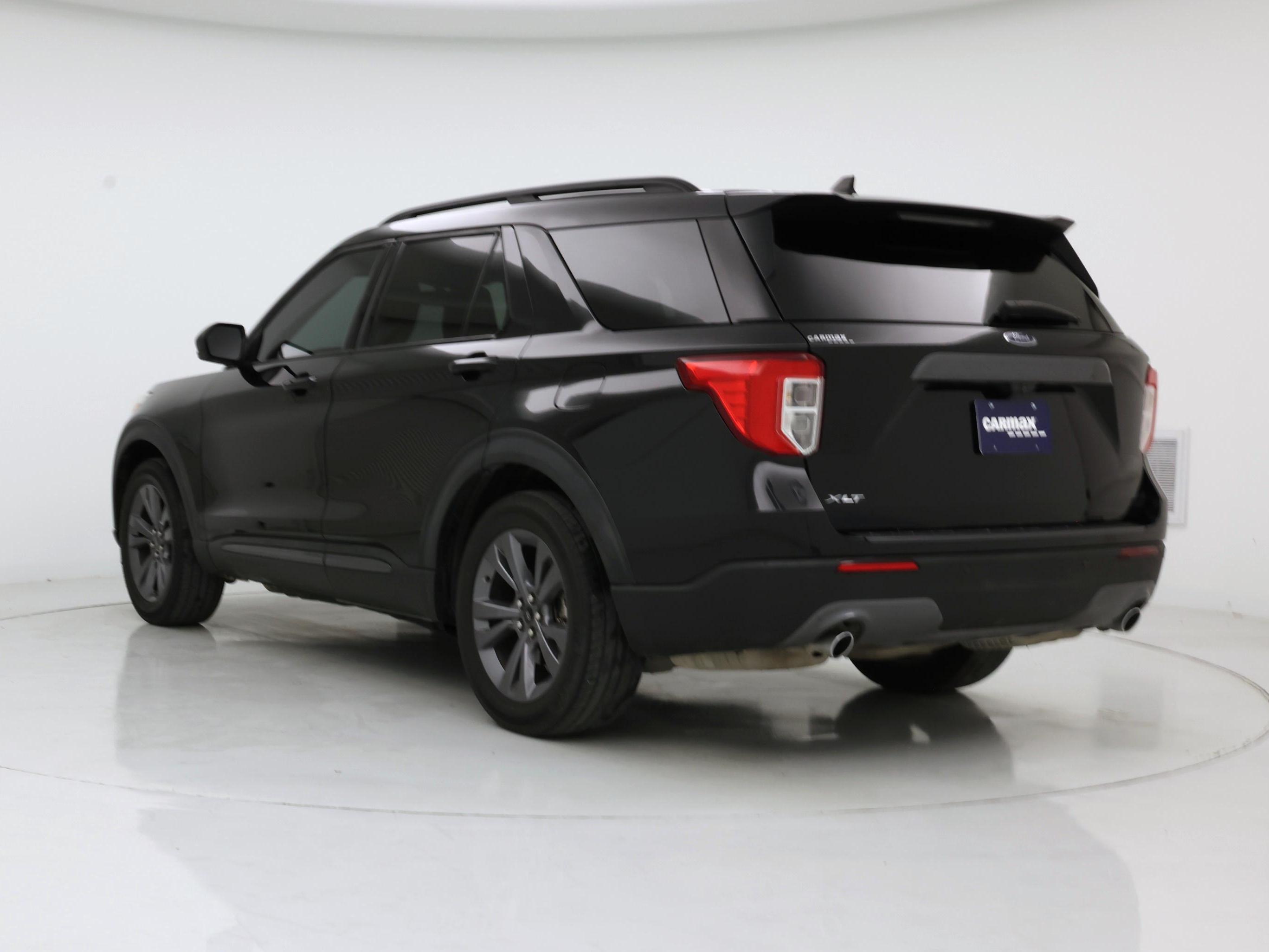 Thumbnail: 2021 Ford Explorer - 2