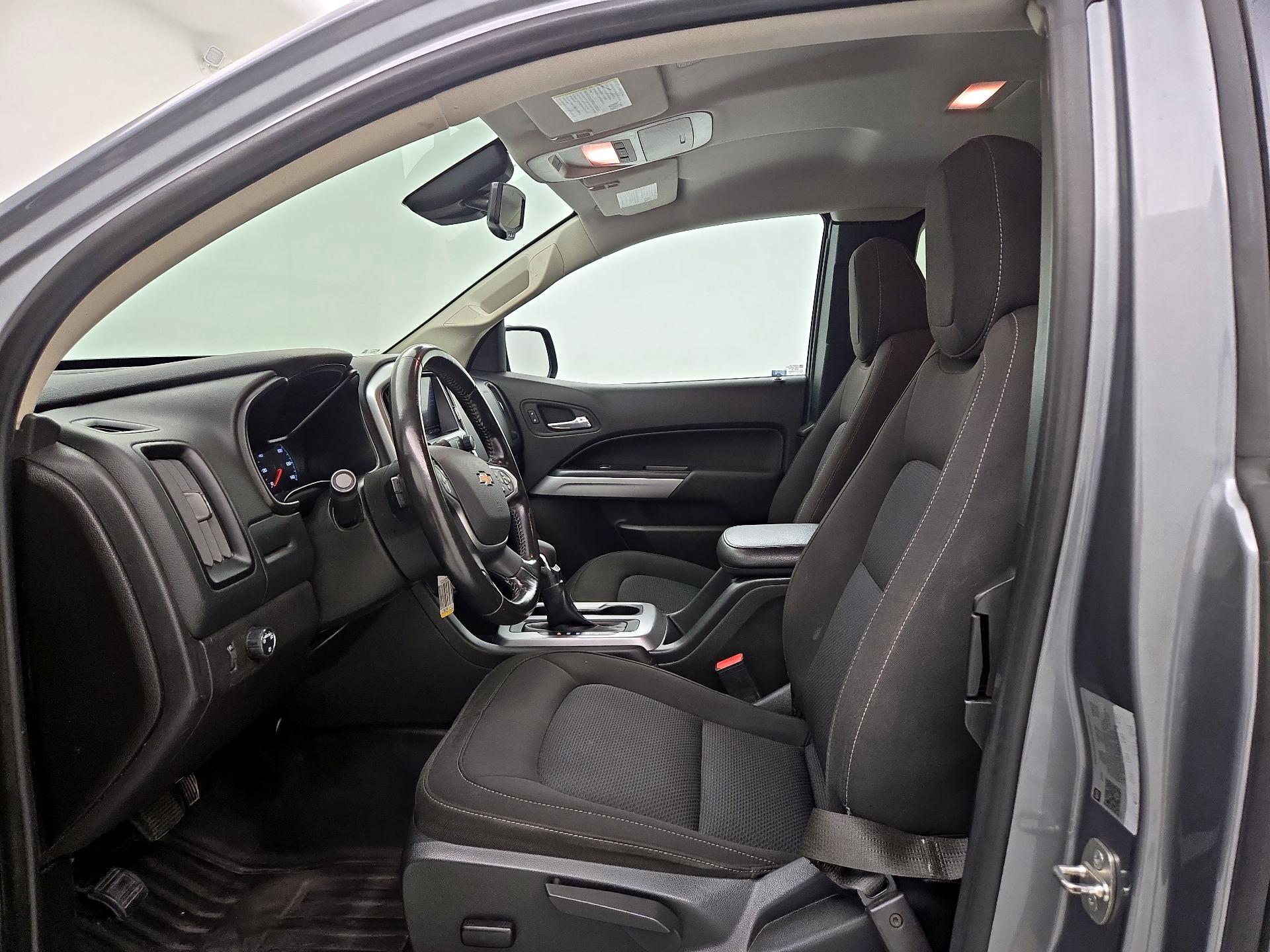 Thumbnail: 2022 Chevrolet Colorado - 11