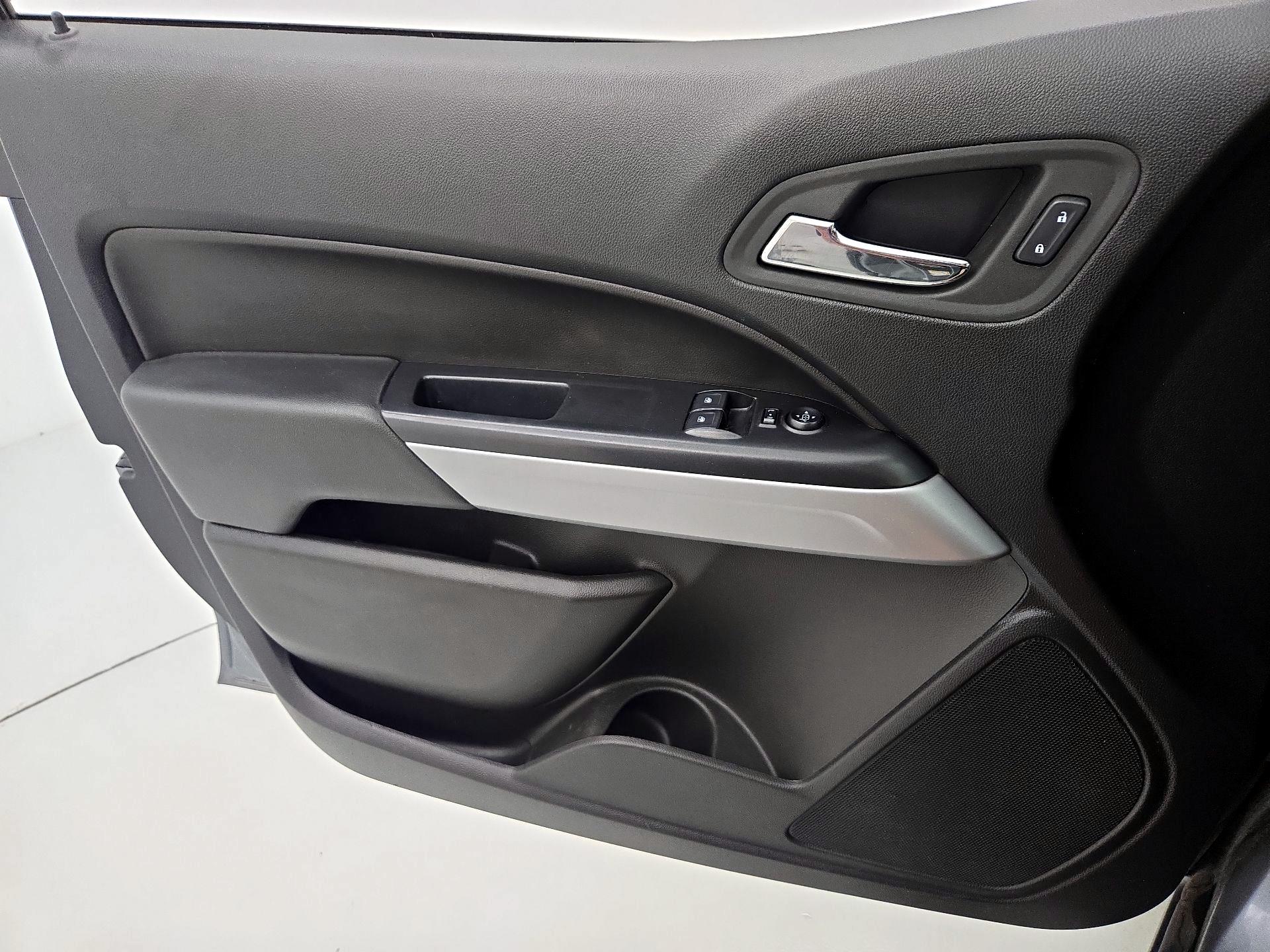 Thumbnail: 2022 Chevrolet Colorado - 12