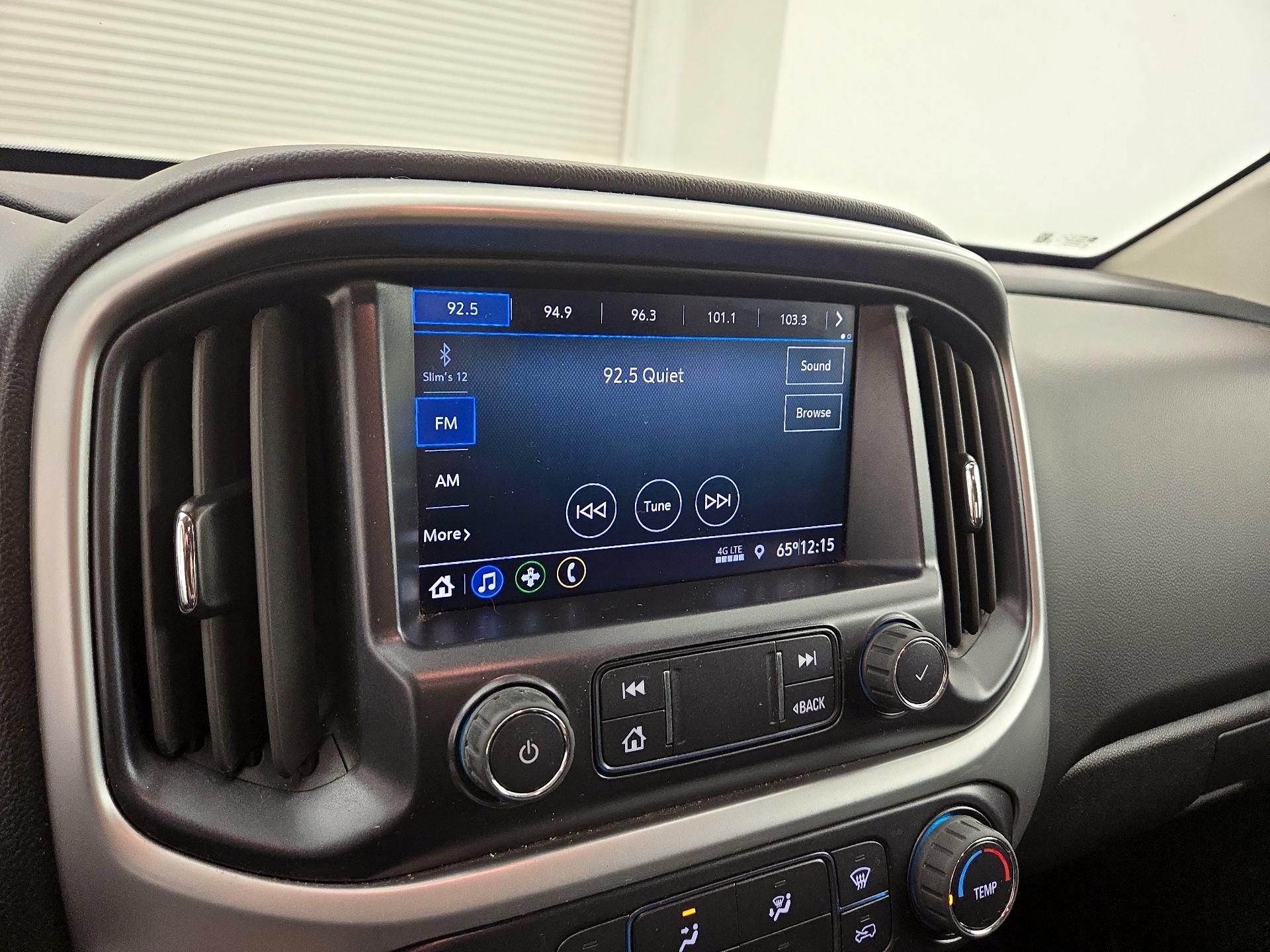 Thumbnail: 2022 Chevrolet Colorado - 15