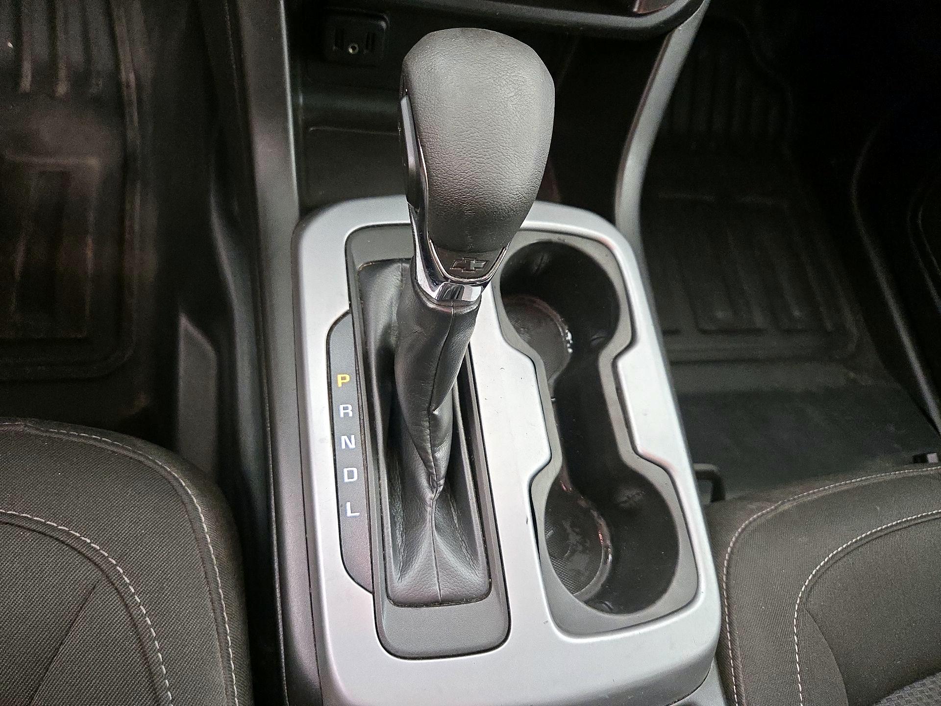 Thumbnail: 2022 Chevrolet Colorado - 17