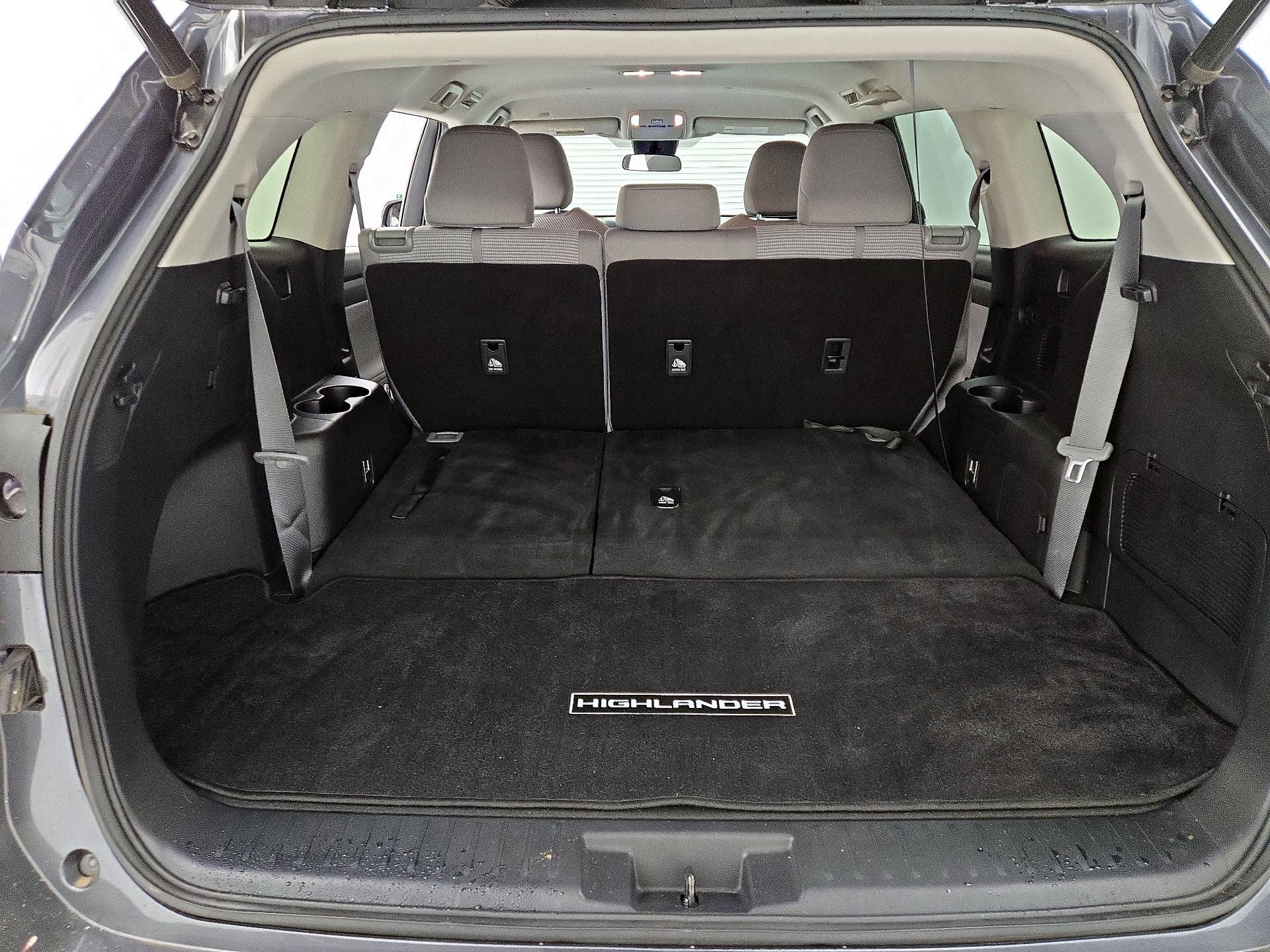 Thumbnail: 2020 Toyota Highlander - 19