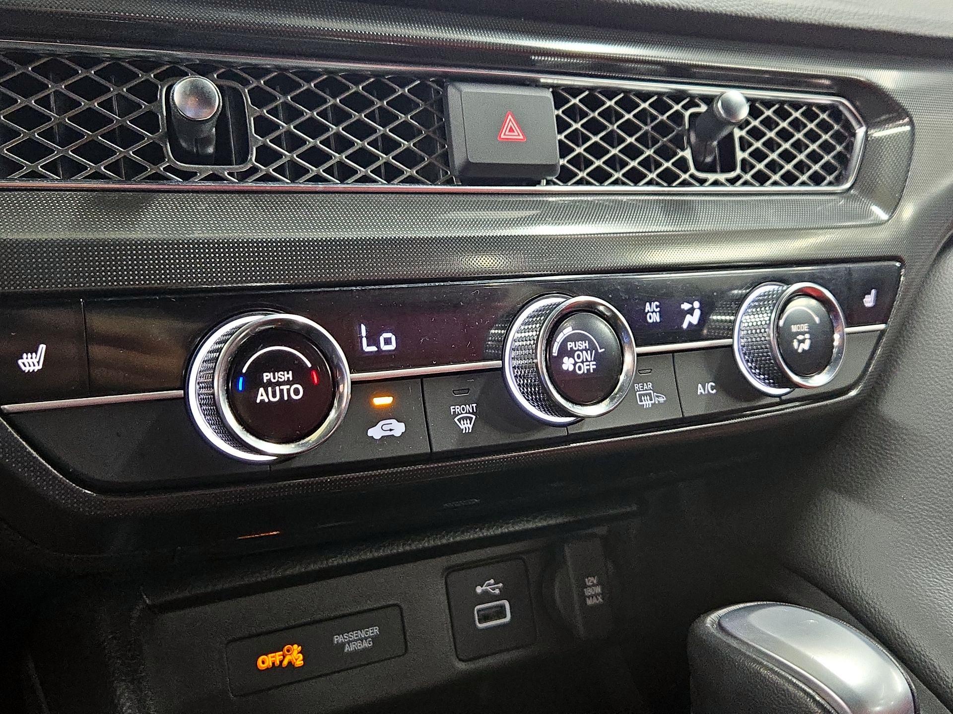 Thumbnail: 2023 Acura Integra - 16