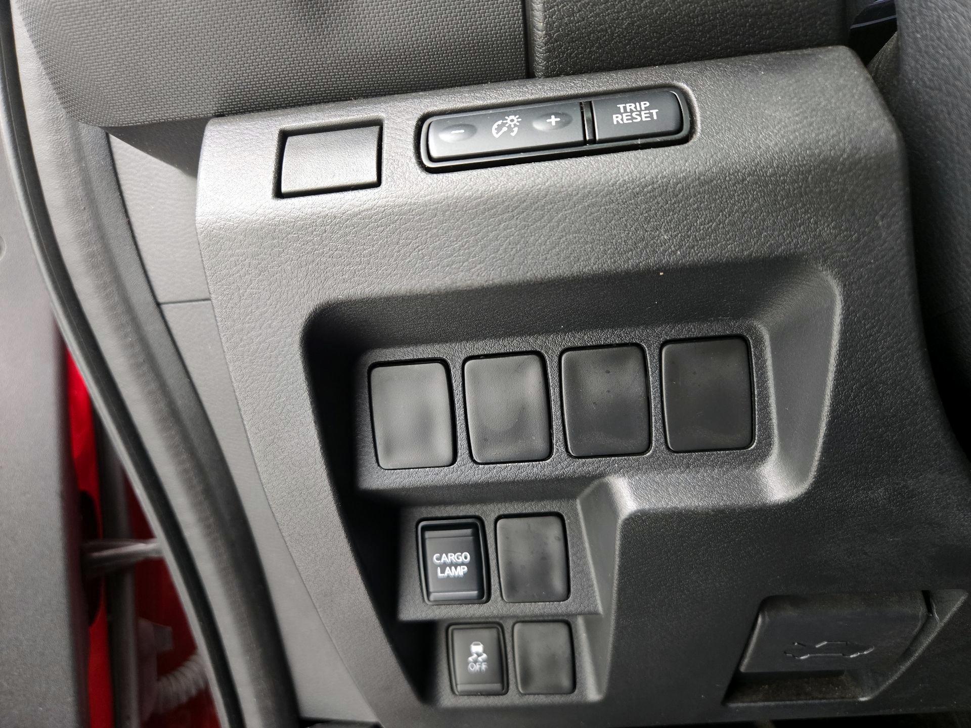 Thumbnail: 2022 Nissan Frontier - 13