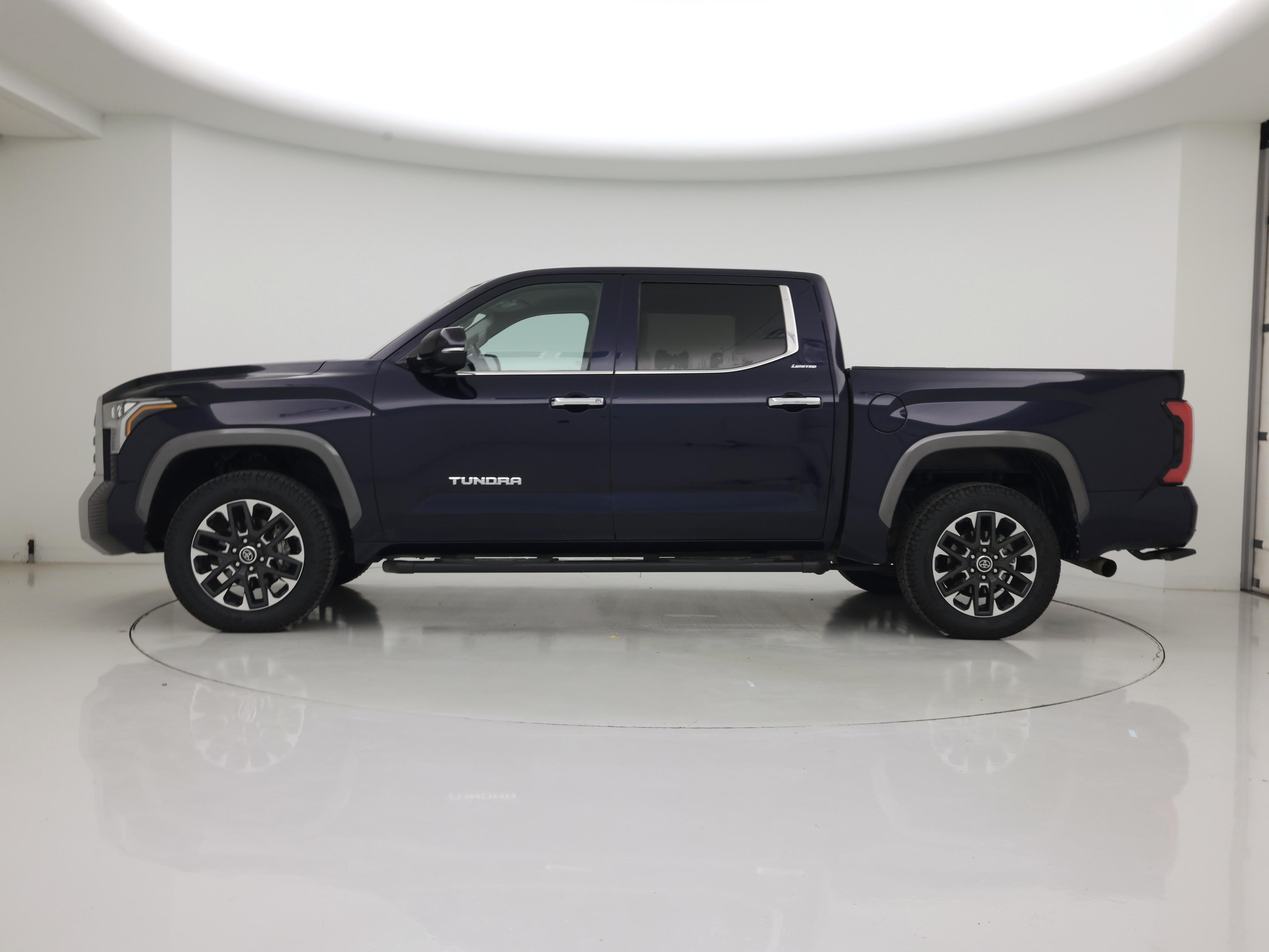 Thumbnail: 2024 Toyota Tundra - 3