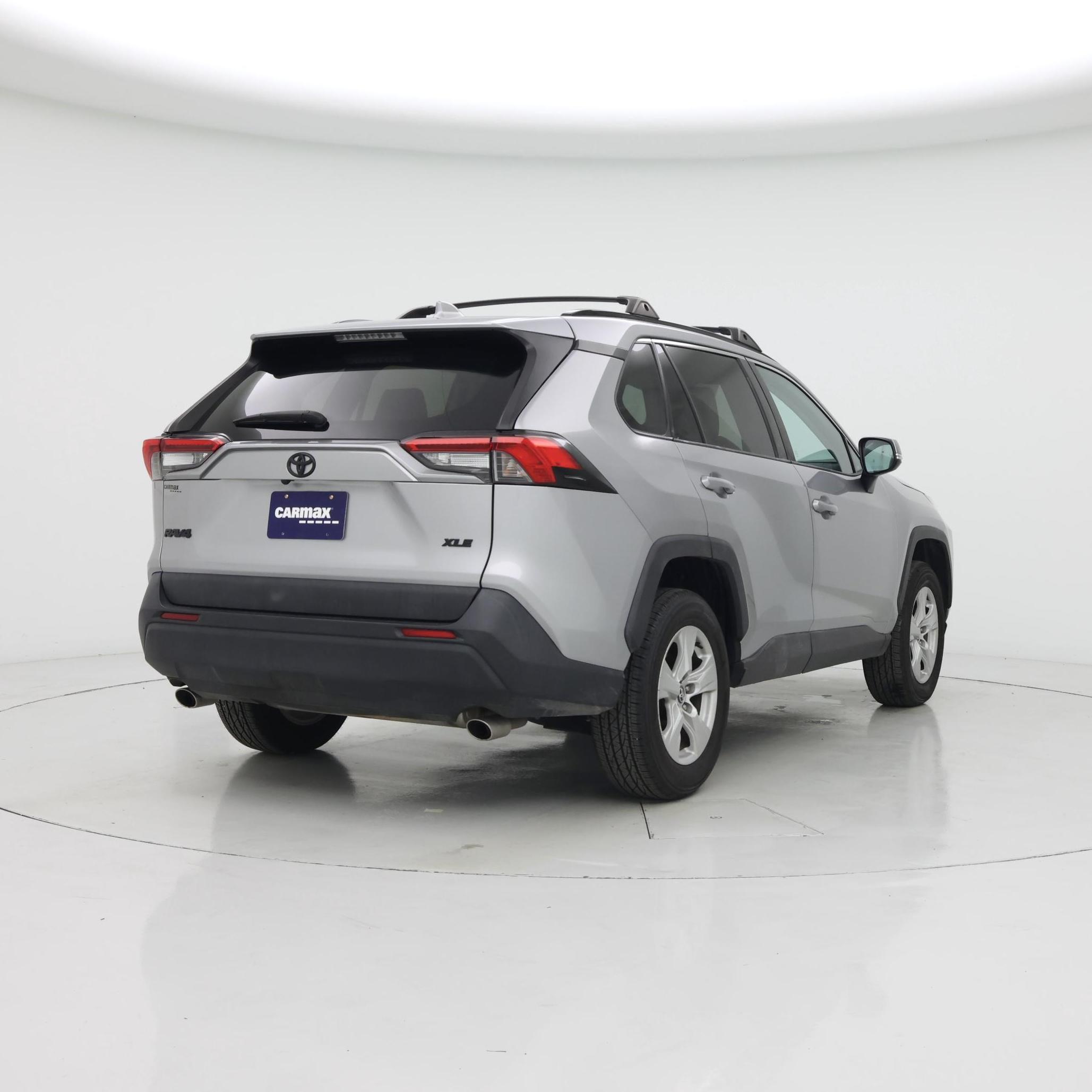 Thumbnail: 2020 Toyota RAV4 - 8