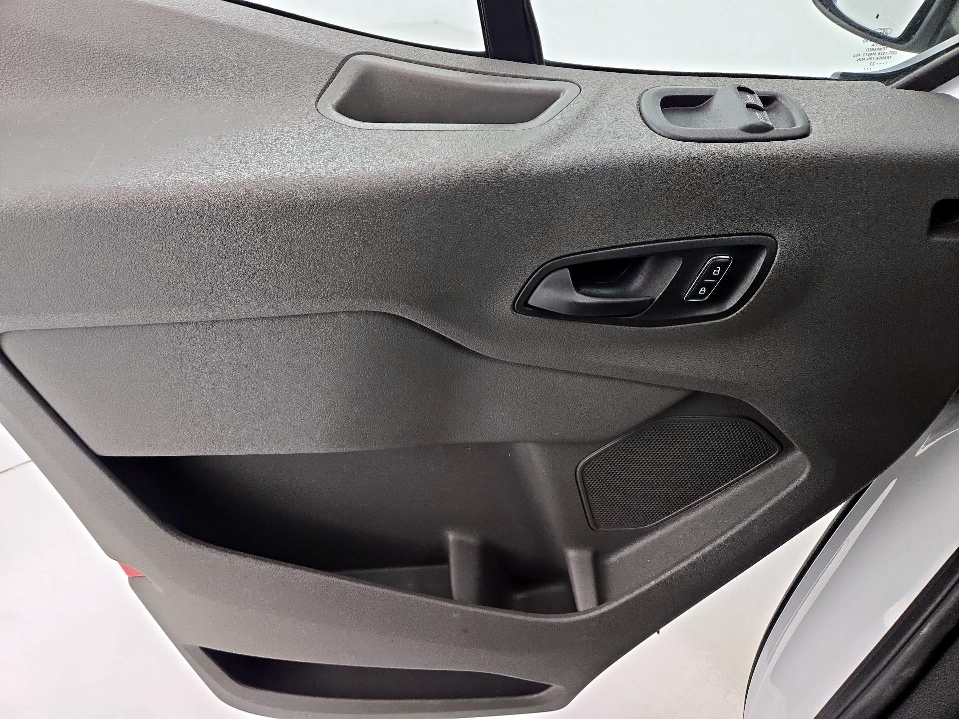 Thumbnail: 2022 Ford Transit Series - 12