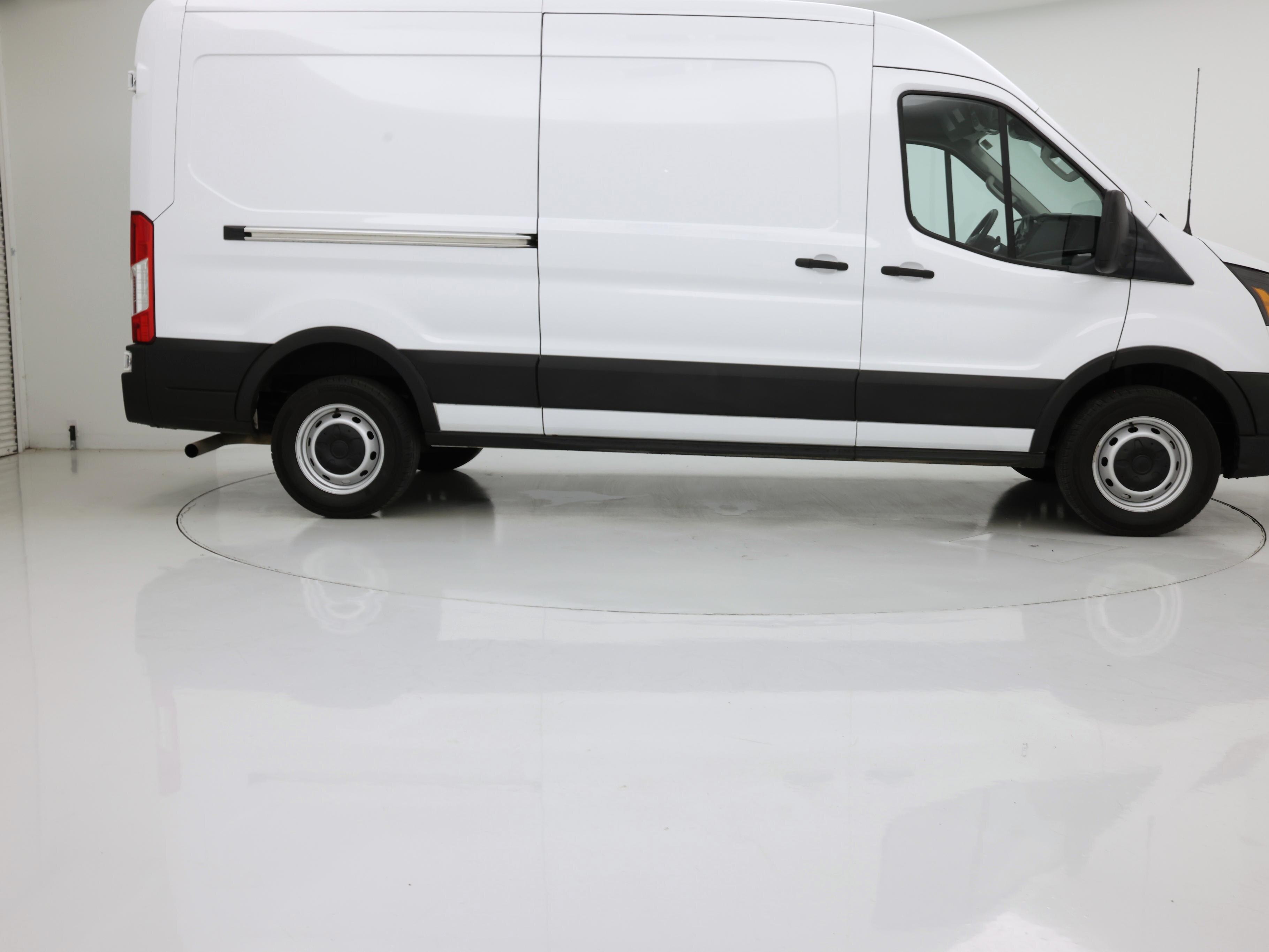 Thumbnail: 2022 Ford Transit Series - 7