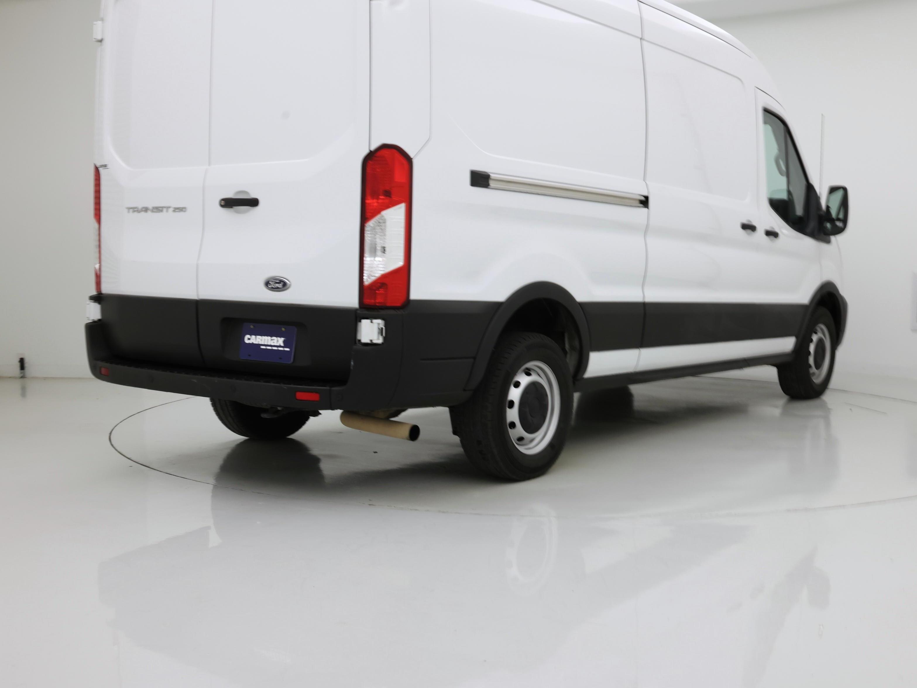 Thumbnail: 2022 Ford Transit Series - 8