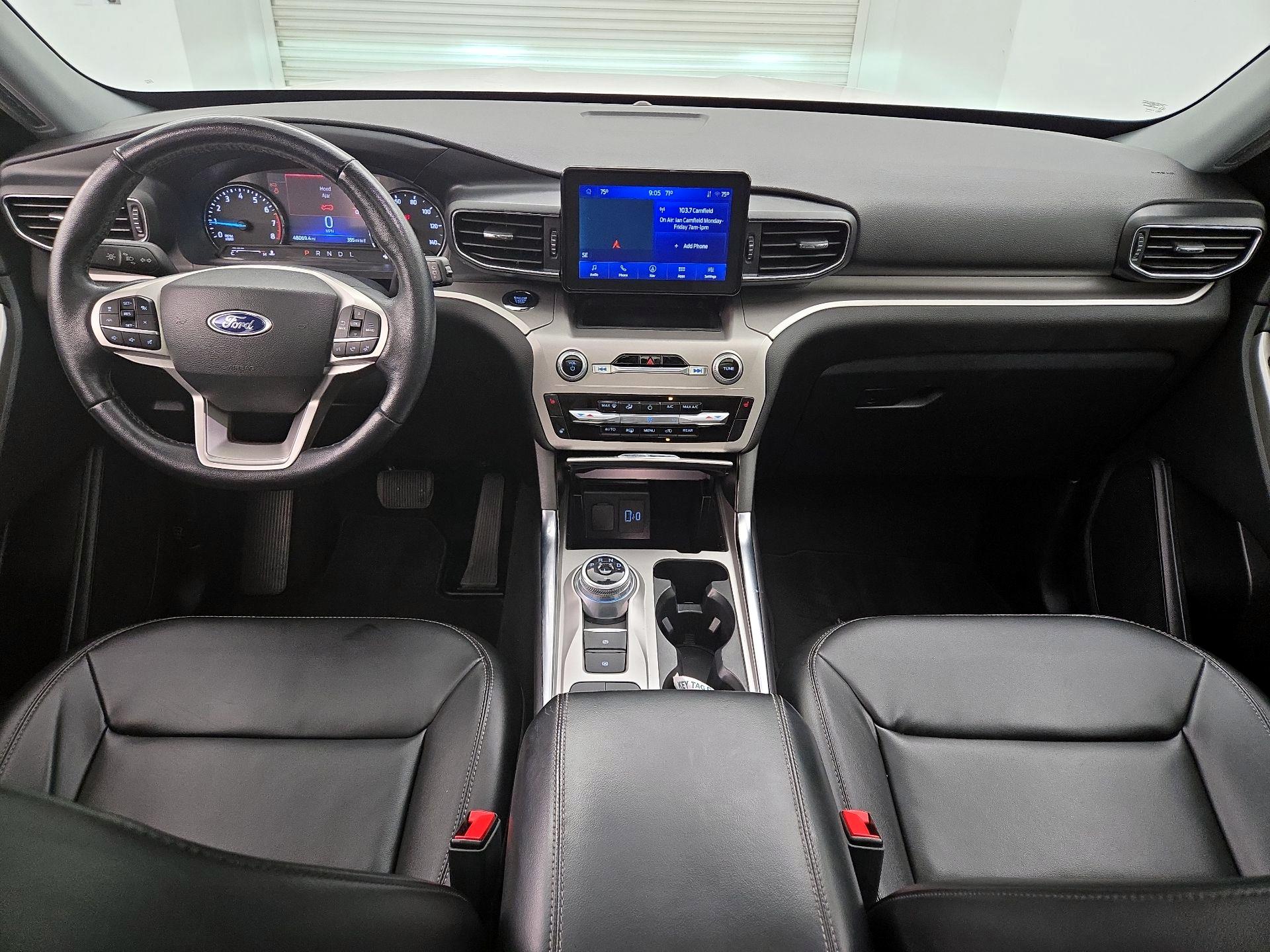 Thumbnail: 2022 Ford Explorer - 9