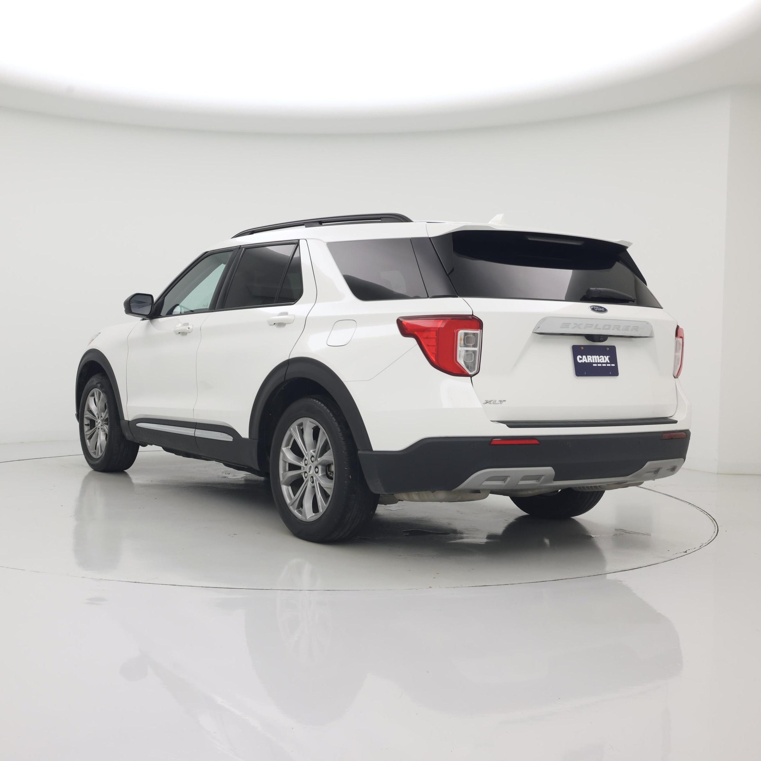 Thumbnail: 2022 Ford Explorer - 2