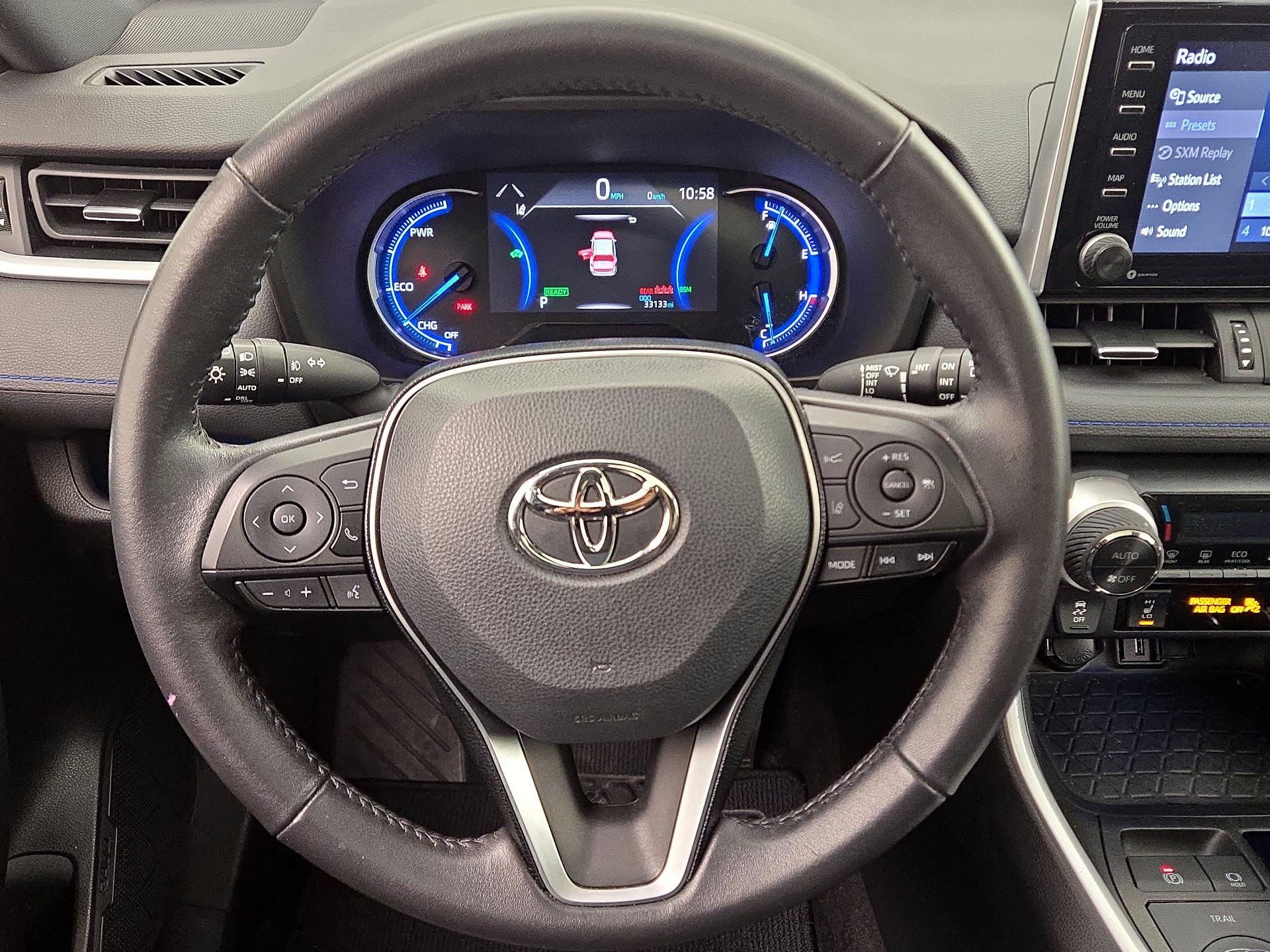 Thumbnail: 2021 Toyota RAV4 - 10