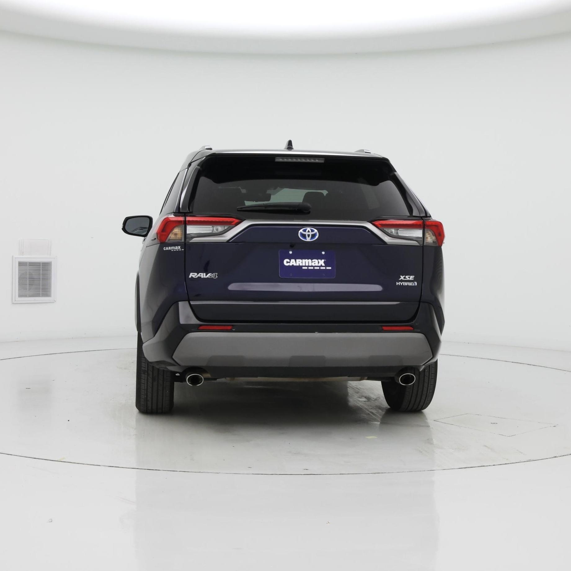 Thumbnail: 2021 Toyota RAV4 - 6