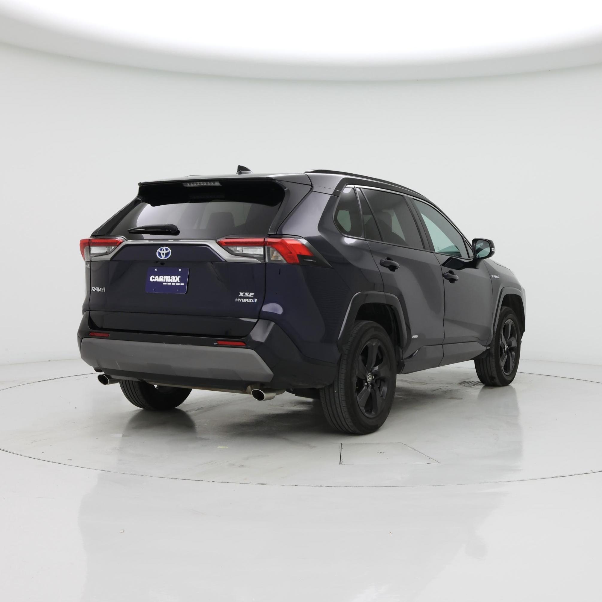 Thumbnail: 2021 Toyota RAV4 - 8
