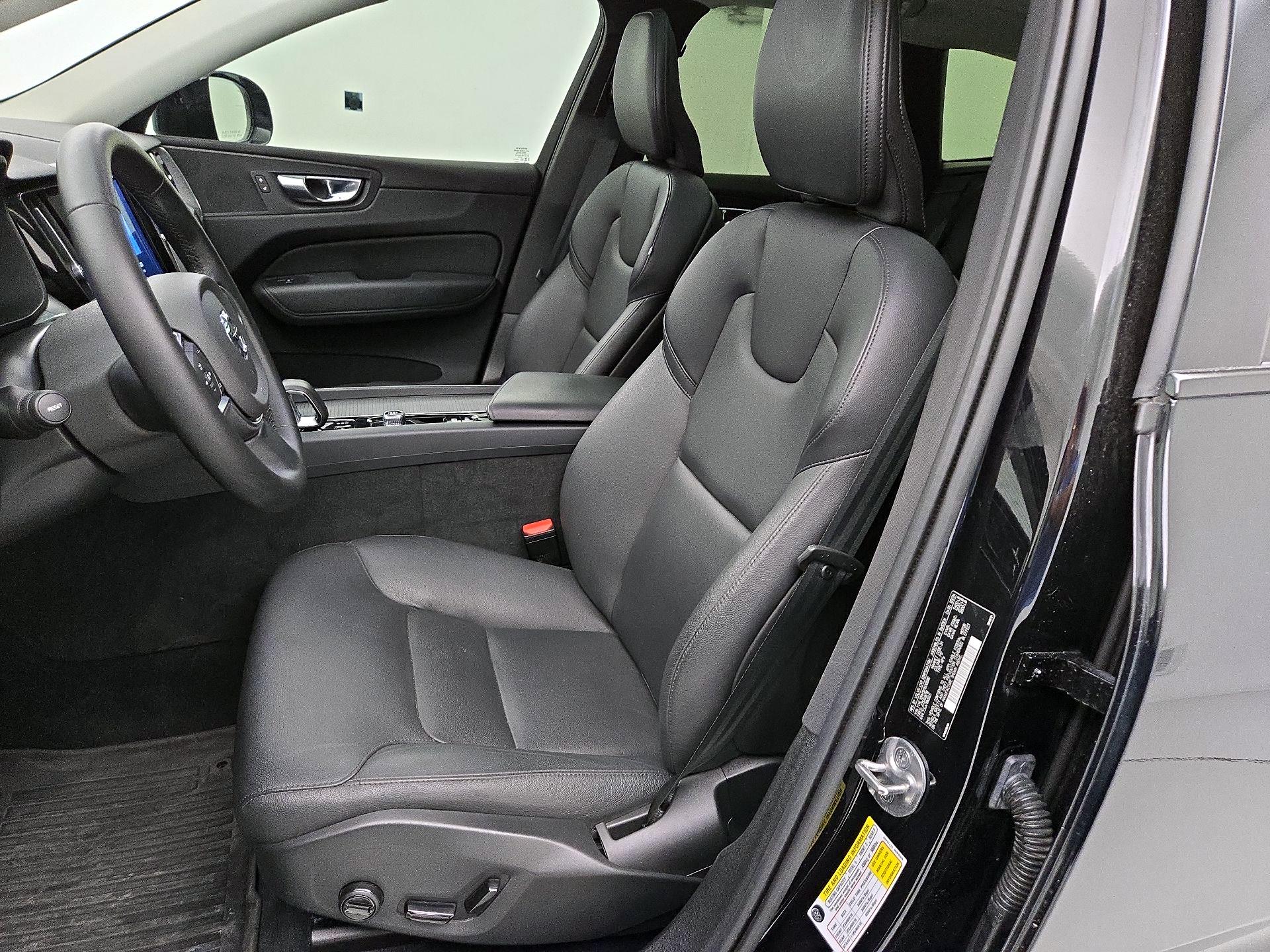 Thumbnail: 2024 Volvo XC60 - 11