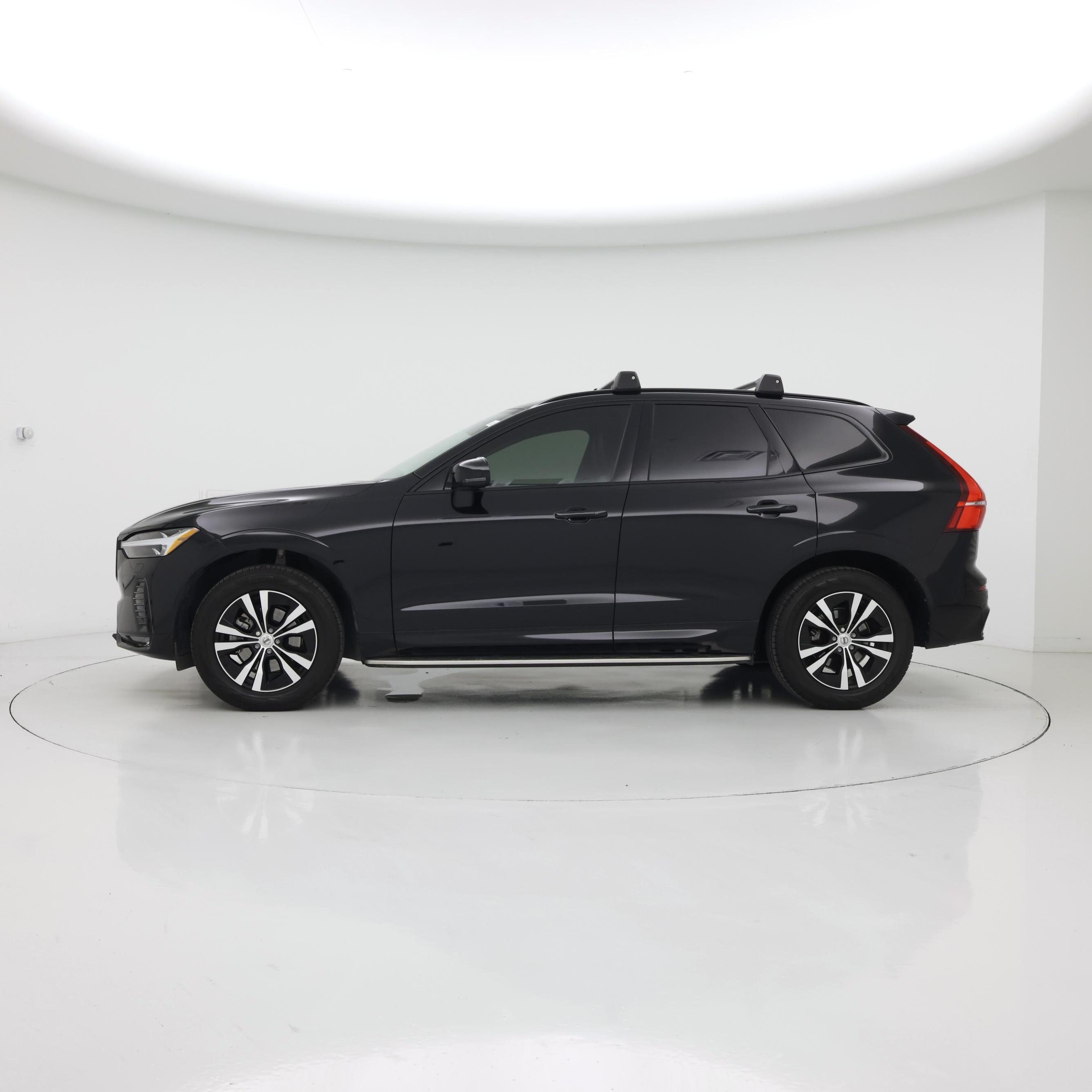 Thumbnail: 2024 Volvo XC60 - 3