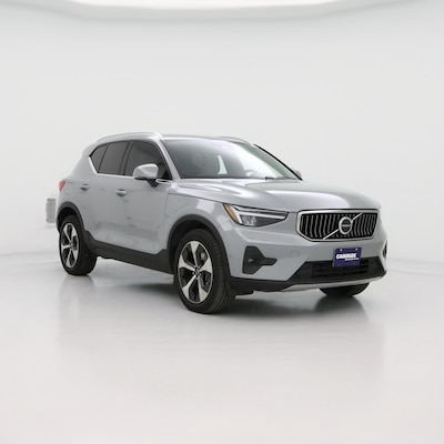 2025 Volvo XC40 B5 Plus Bright Theme