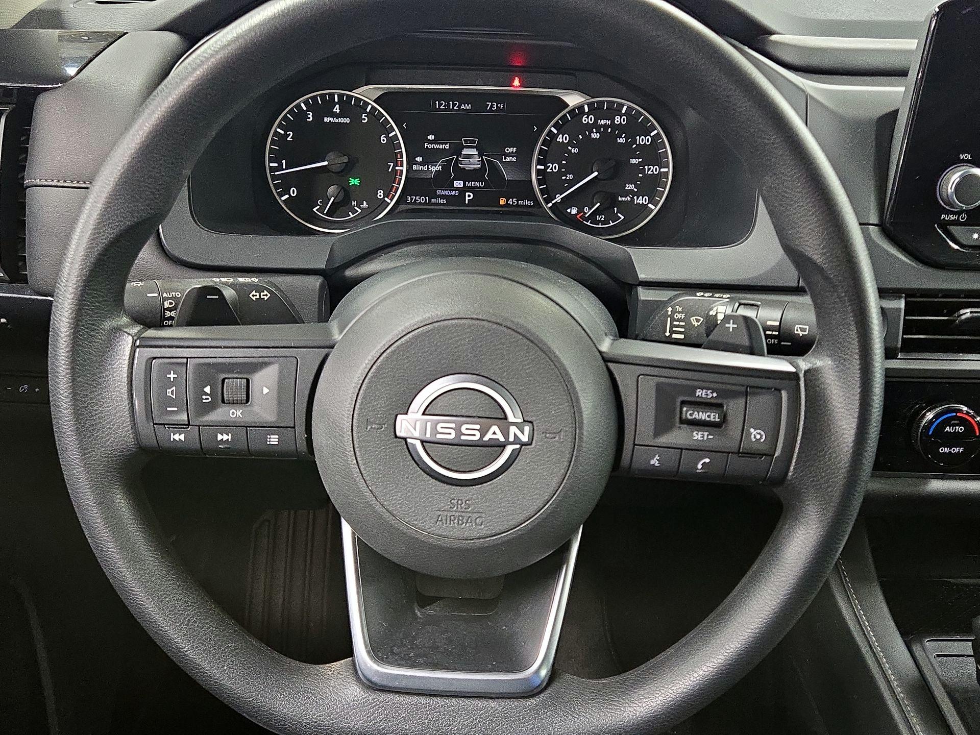 Thumbnail: 2023 Nissan Pathfinder - 10