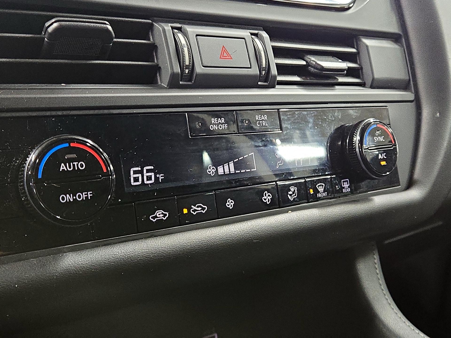 Thumbnail: 2023 Nissan Pathfinder - 16