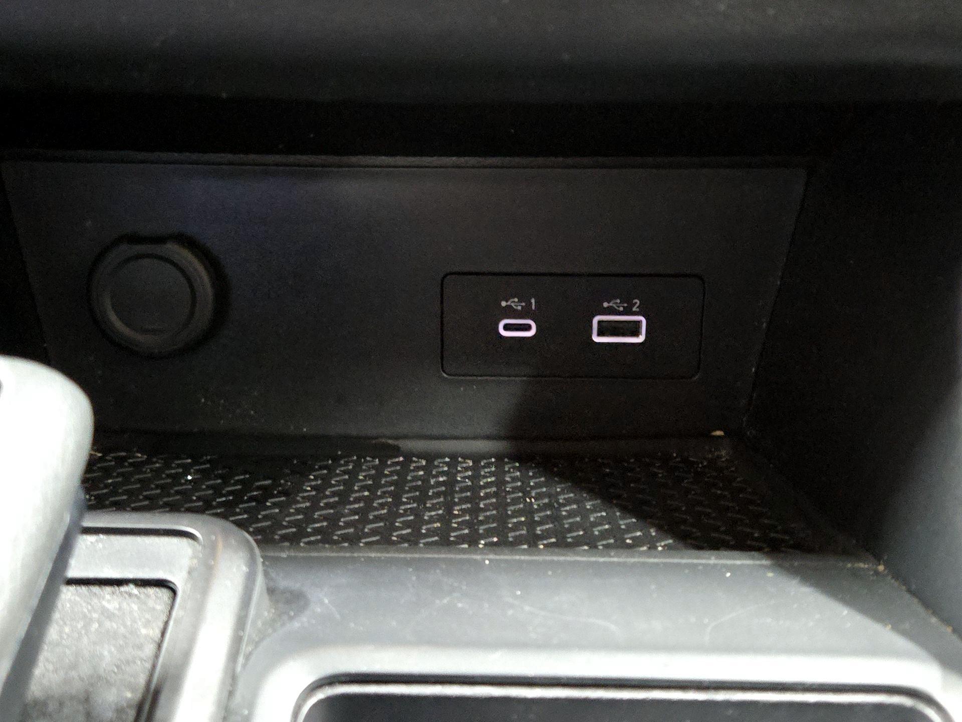 Thumbnail: 2023 Nissan Pathfinder - 18