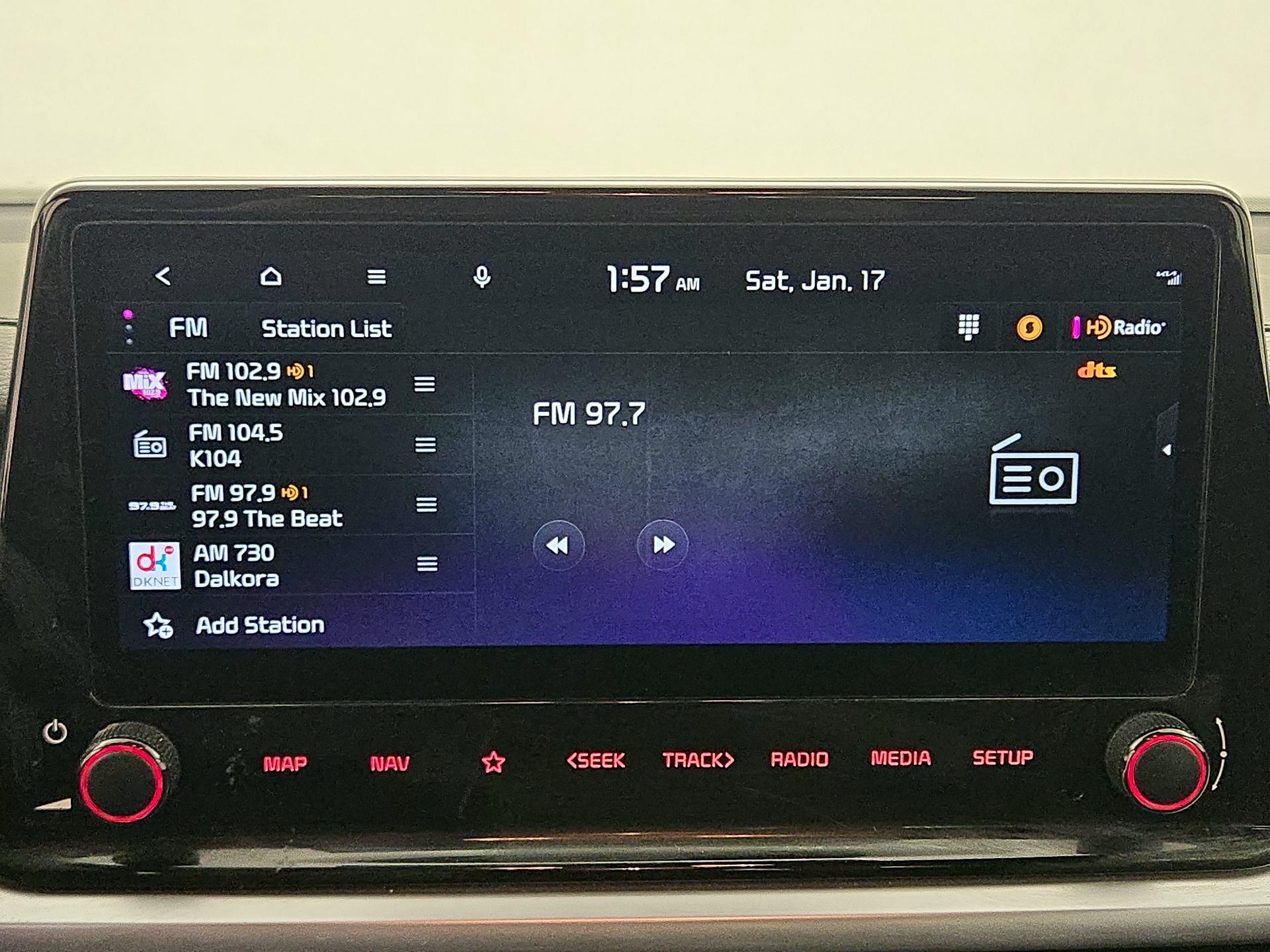 Thumbnail: 2023 Kia Forte - 16