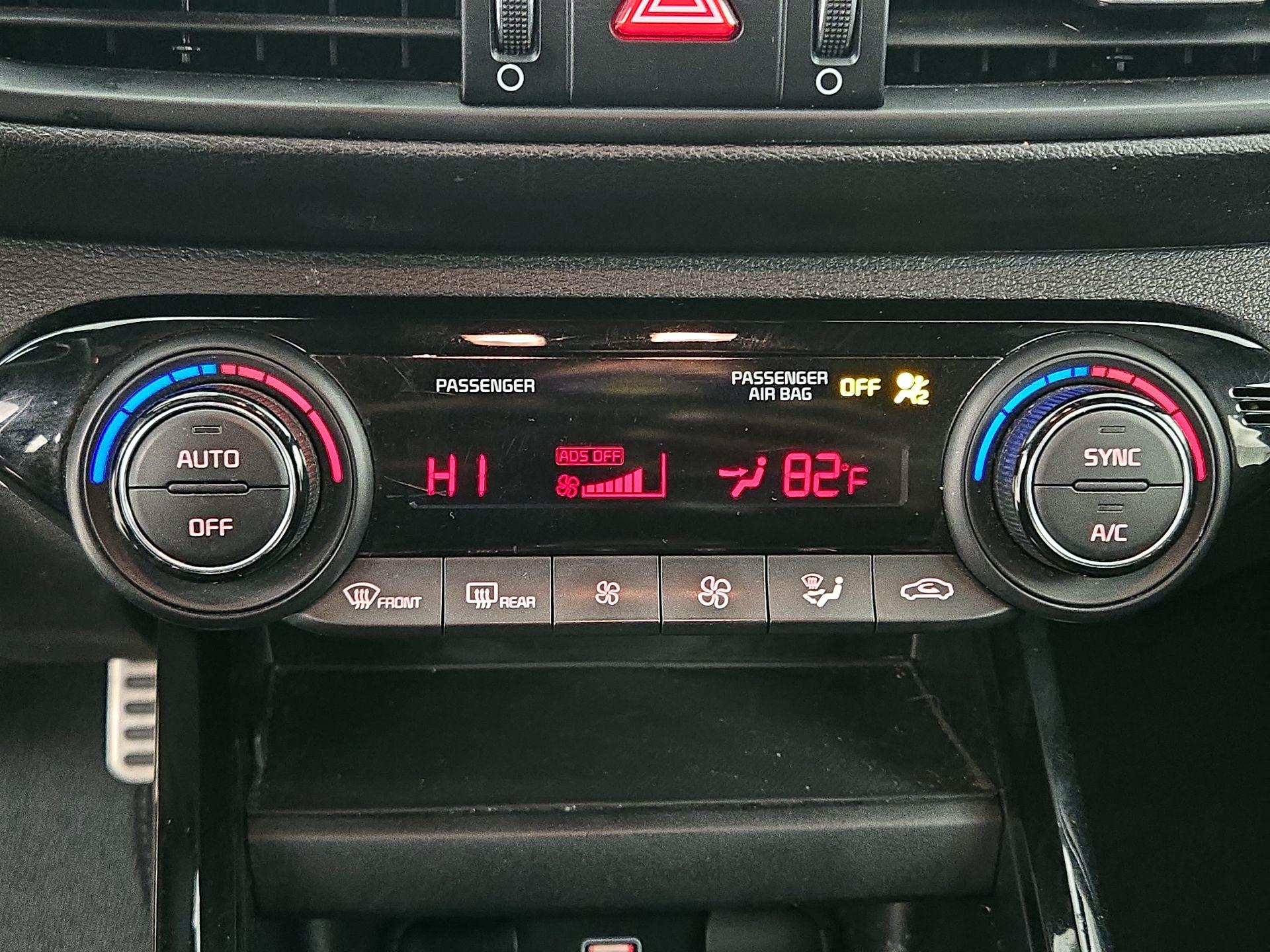 Thumbnail: 2023 Kia Forte - 17