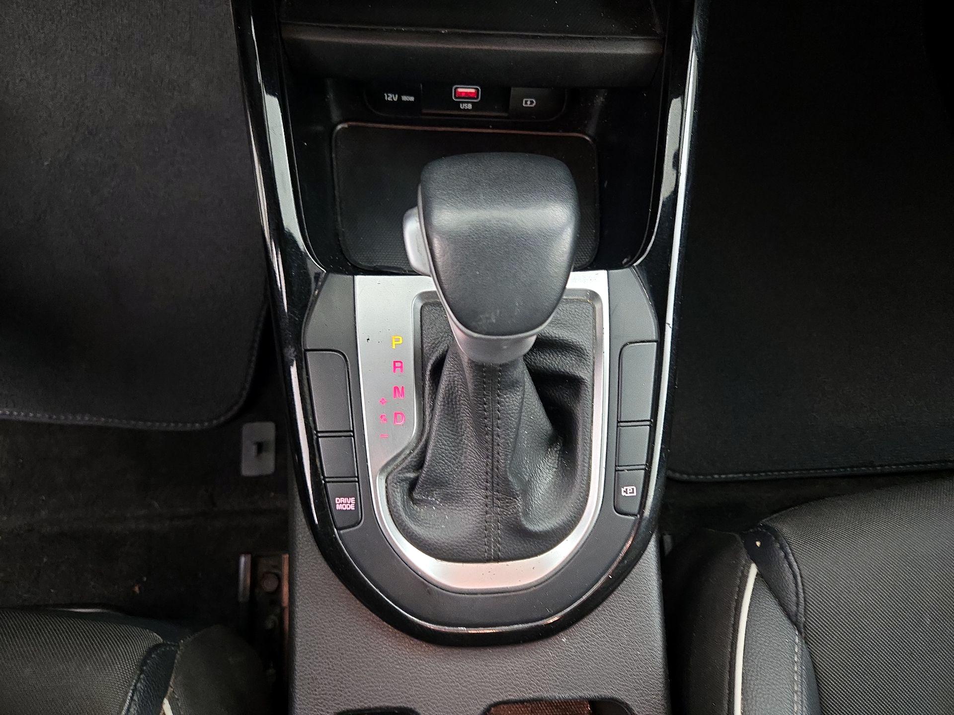 Thumbnail: 2023 Kia Forte - 18