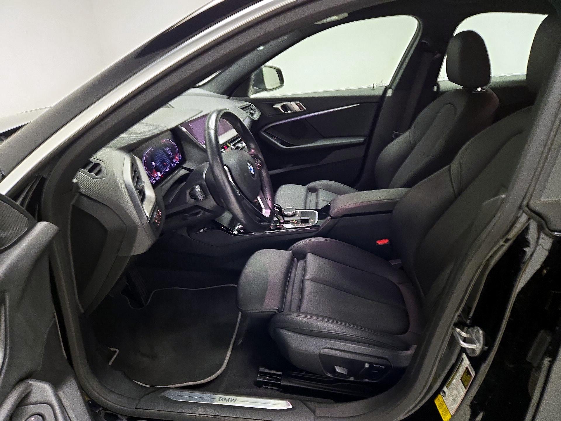 Thumbnail: 2023 BMW 2 Series - 11