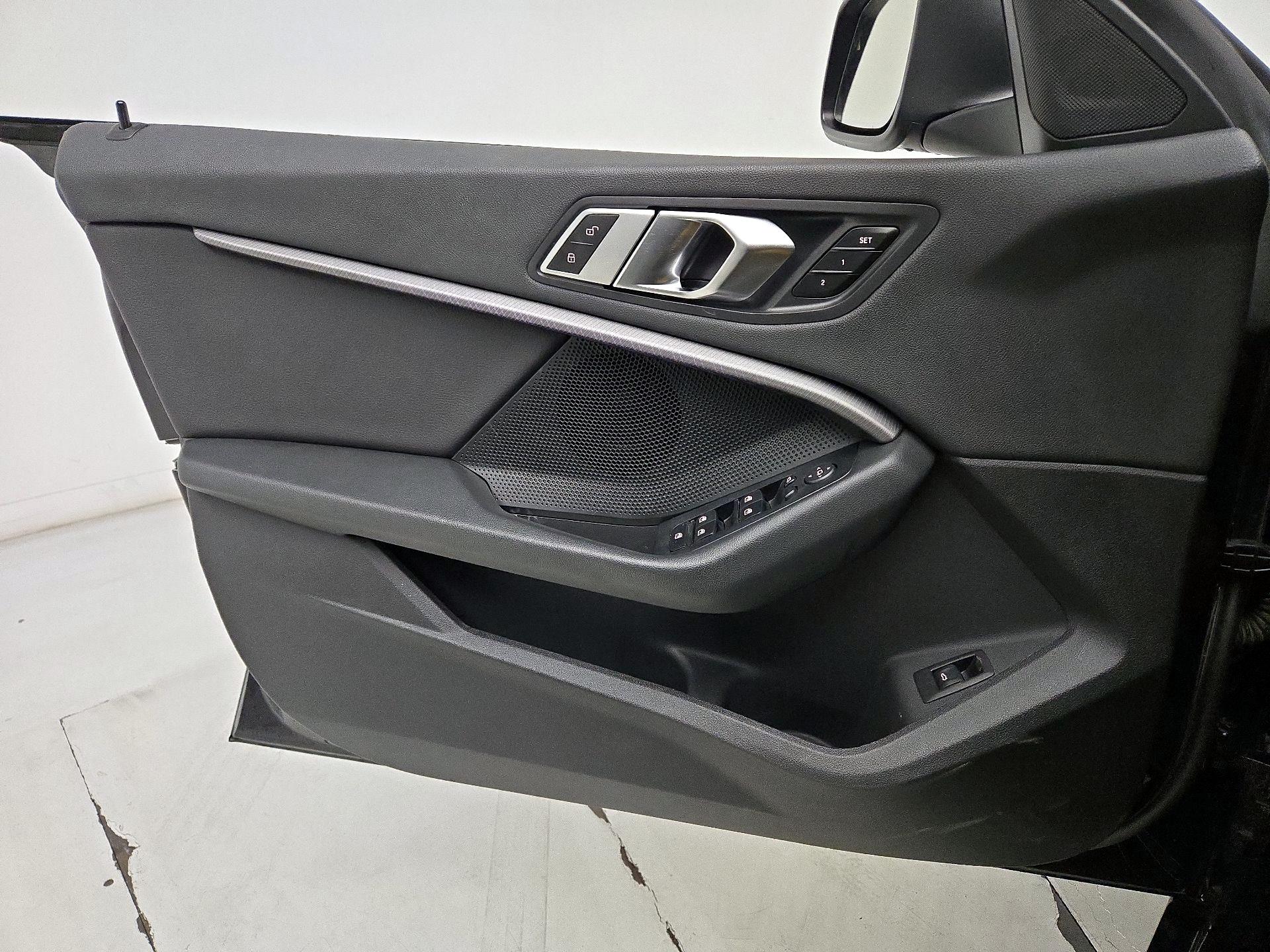 Thumbnail: 2023 BMW 2 Series - 12