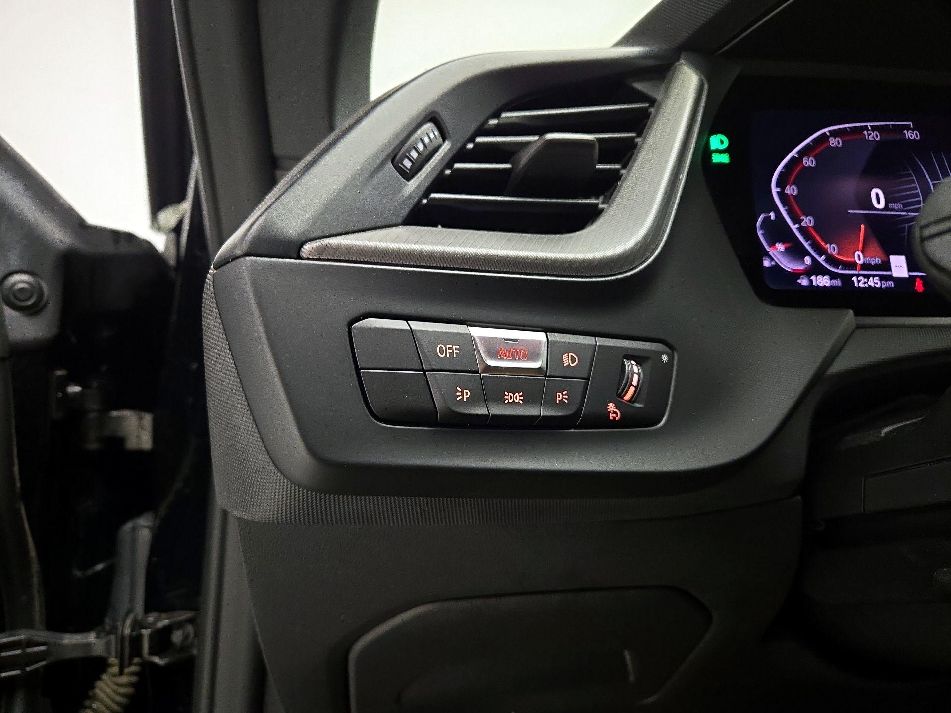 Thumbnail: 2023 BMW 2 Series - 13