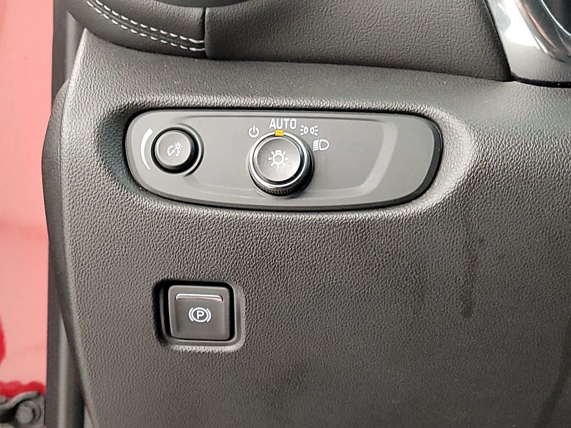 Thumbnail: 2023 Chevrolet Blazer - 13